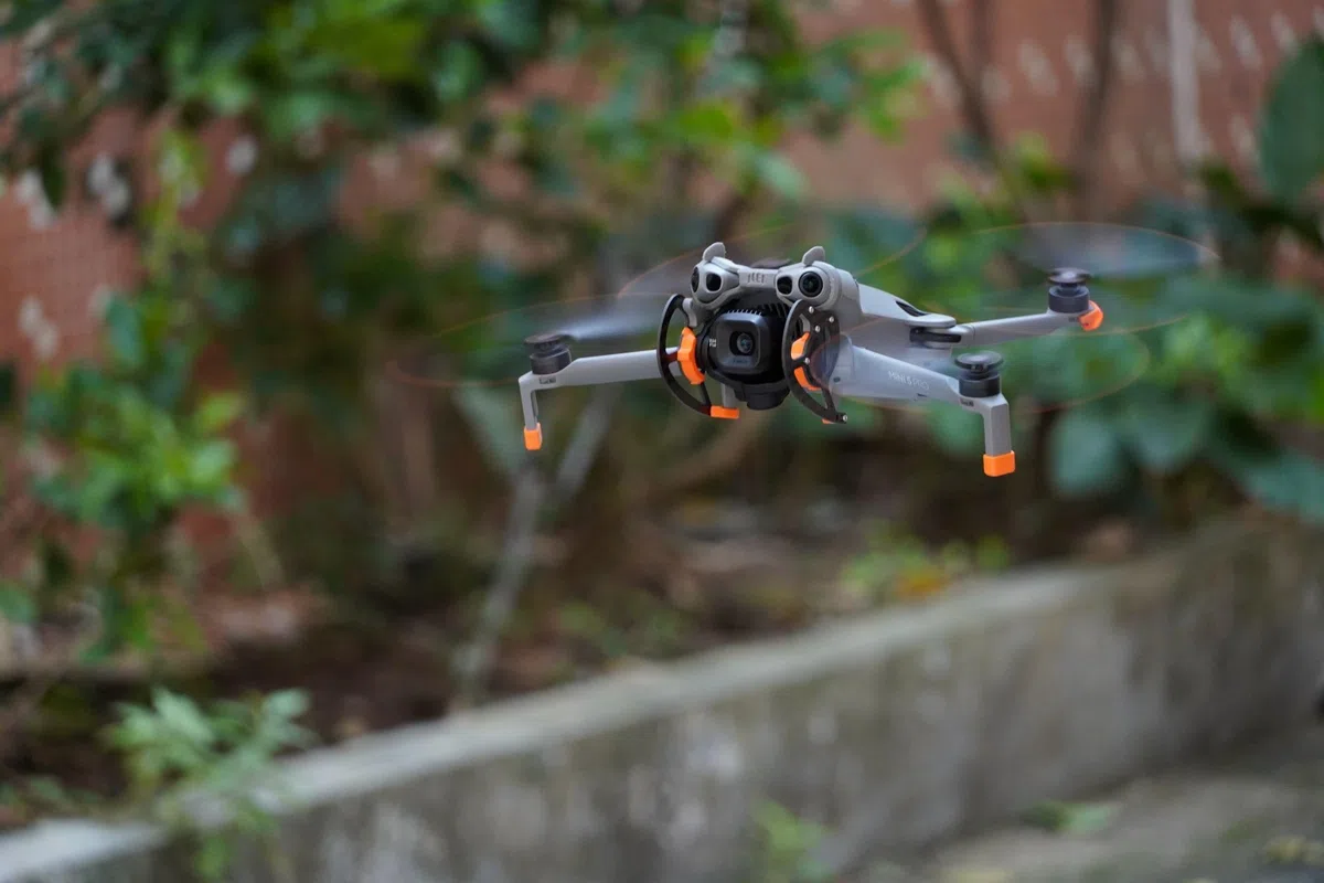 Protezione Gimbal per Drone DJI Mini 5 / Mini 5 Pro – Copertura Copriobiettivo della Fotocamera con Design Anti-Graffio e Antiurto, Protezione Gimbal Leggera per Conservazione e Trasporto, Opzioni