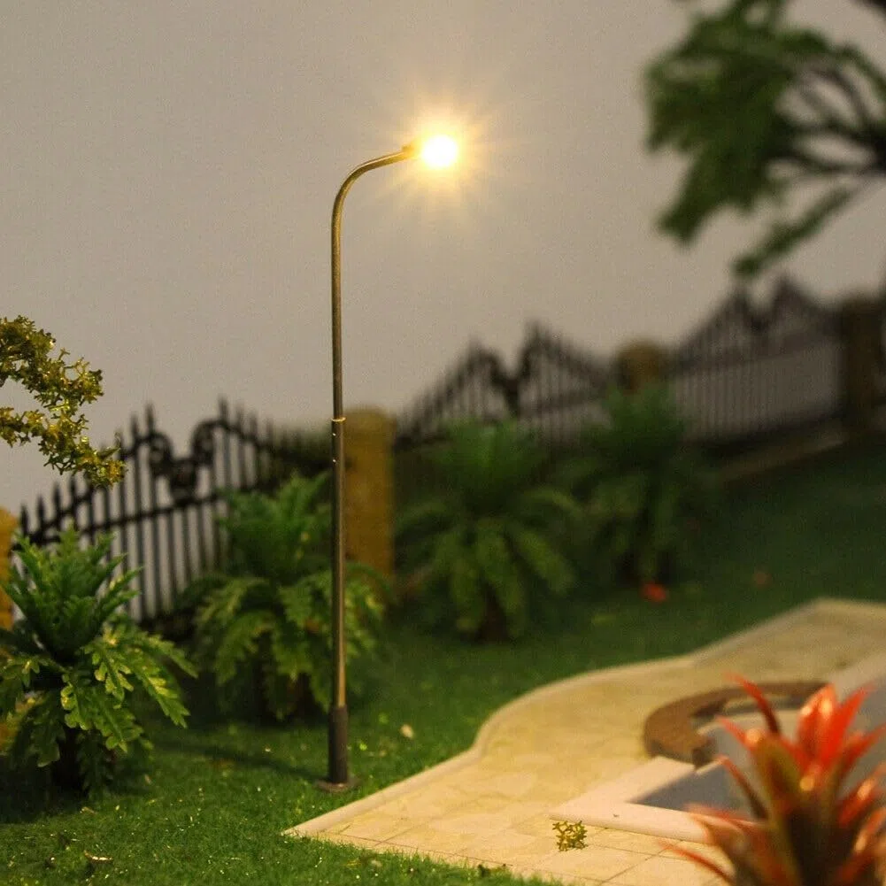 10Pcs Lampada da Strada Modello LED, Lampada da Modello Ferroviario 1:50 Bianca Calda, Lampione da Palo, H0 per Singola Testa di Misura TT