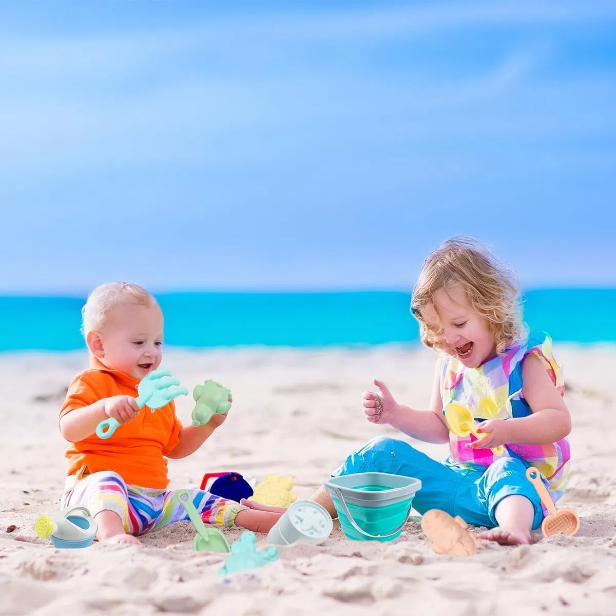 Set Di Giocattoli Di Sabbia, 11PCS Giochi Da Spiaggia Per Bambini, Giocattolo Di Sabbia Con Stampi Di Sabbia, Secchi, Pale E Annaffiatoi, Per Festa Di Compleanno Estiva Dei Bambini Sulla Spiaggia