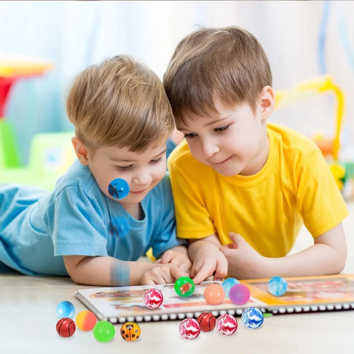 Palline Rimbalzanti per Bambini, 100 Pezzi Palline Rimbalzanti, 25 mm Pallina Rimbalzante Adatto per Premi in Classe Bomboniere Studenti e bambini per Giocare Sempre e Ovunque
