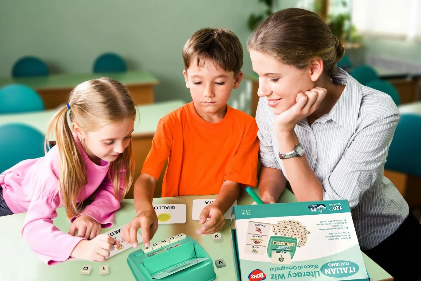 BOHS Juego de Ortografía en Italiano - Ve y Oculta la Ortografía - 60 Tarjetas Flash - Juguetes Educativos para el Aprendizaje de Idiomas en Preescolar