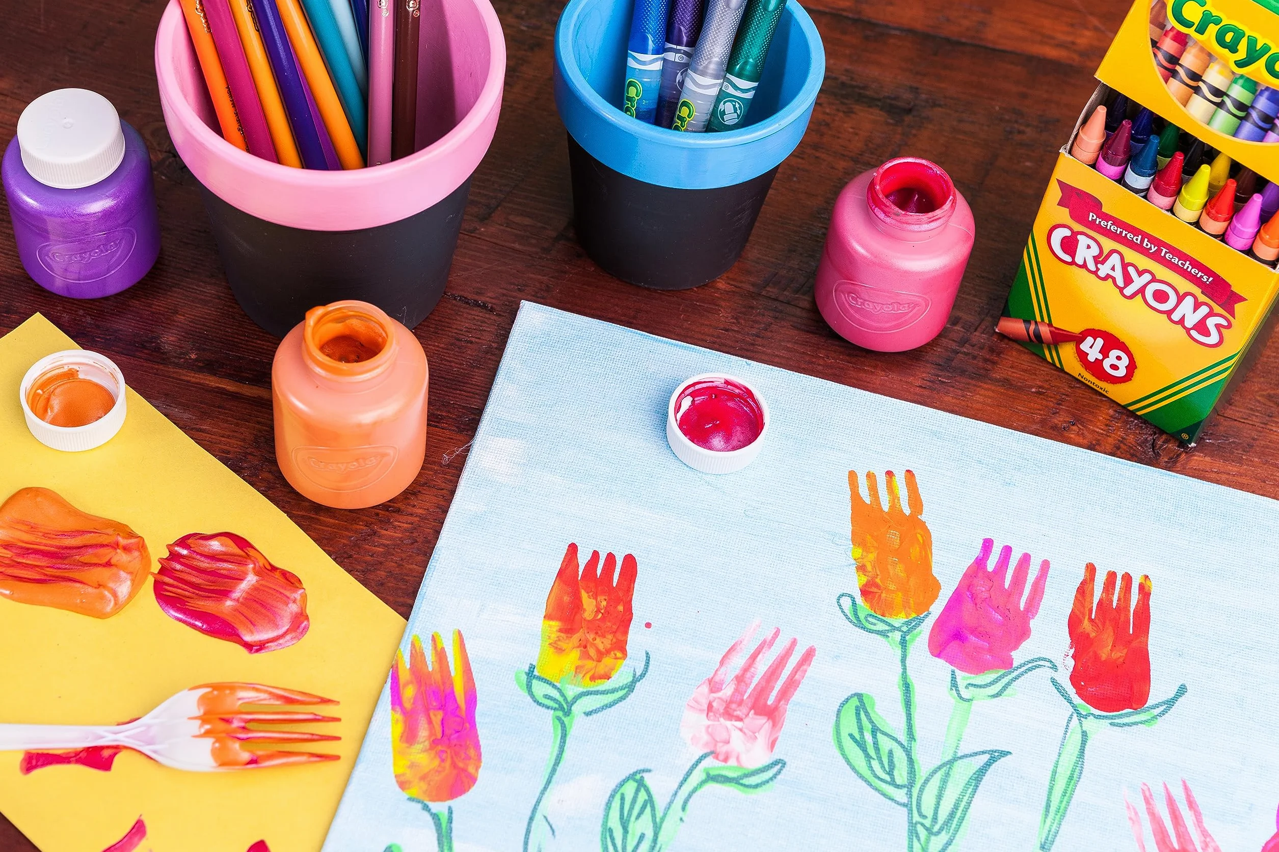 CRAYOLA Lavabilissimi - 10 Tempere Lavabili per Bambini, Confezione da 10 Barattolini da 59 ml, Età Consigliata: da 3 Anni, per lavoretti e decorazioni, per dipingere in sicurezza