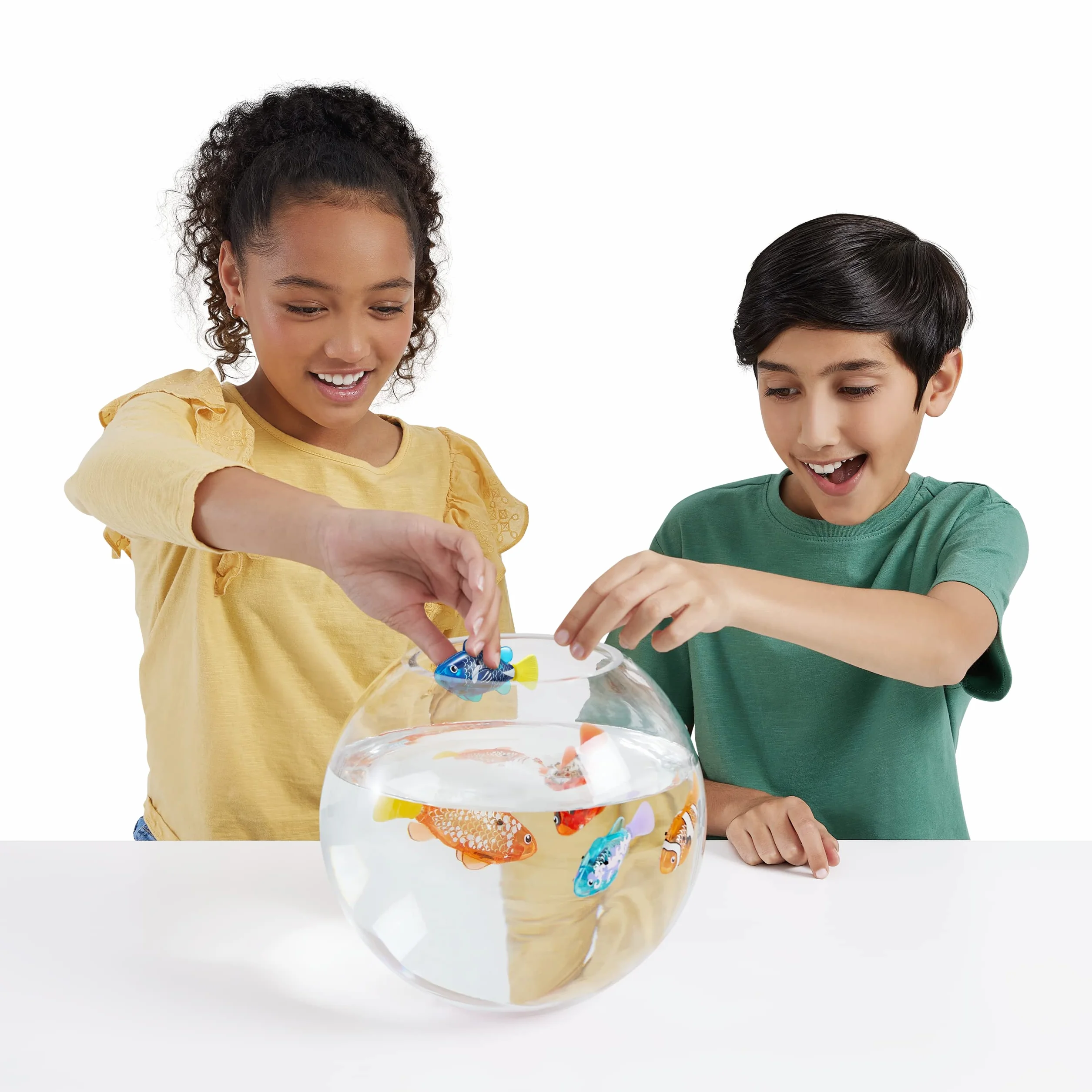 ROBO ALIVE Robo Fish Serie 3 Pesce Robot Giocattolo da Bagno 2 Pezzi Arancione Verde Acqua