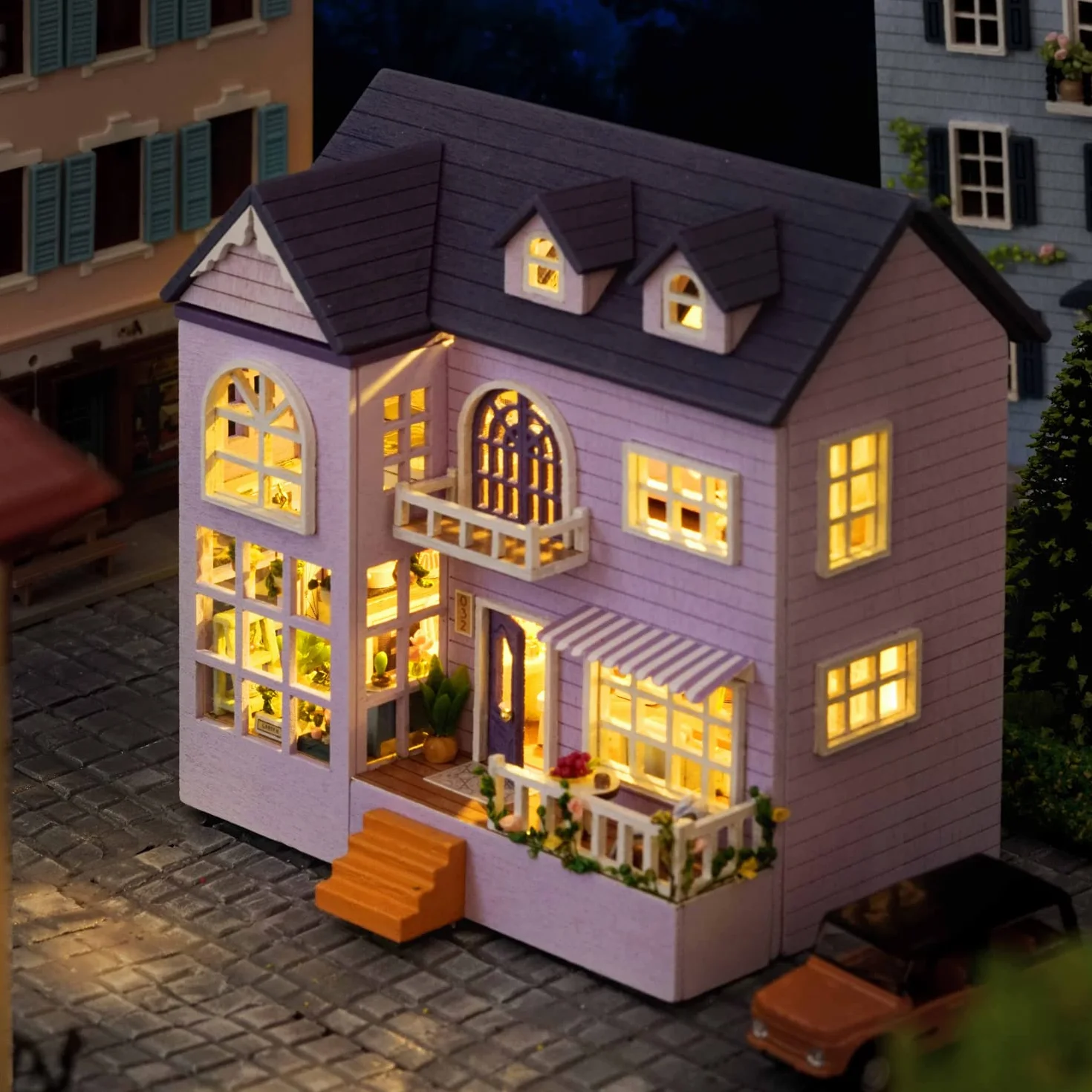 CUTEROOM Miniatura casa delle Bambole con mobili,Fai da Te in Miniatura Casa delle Bambole Kit,Mini 3D Casa in Legno con Luci A LED - Regalo di Compleanno di Natale (Happy House)