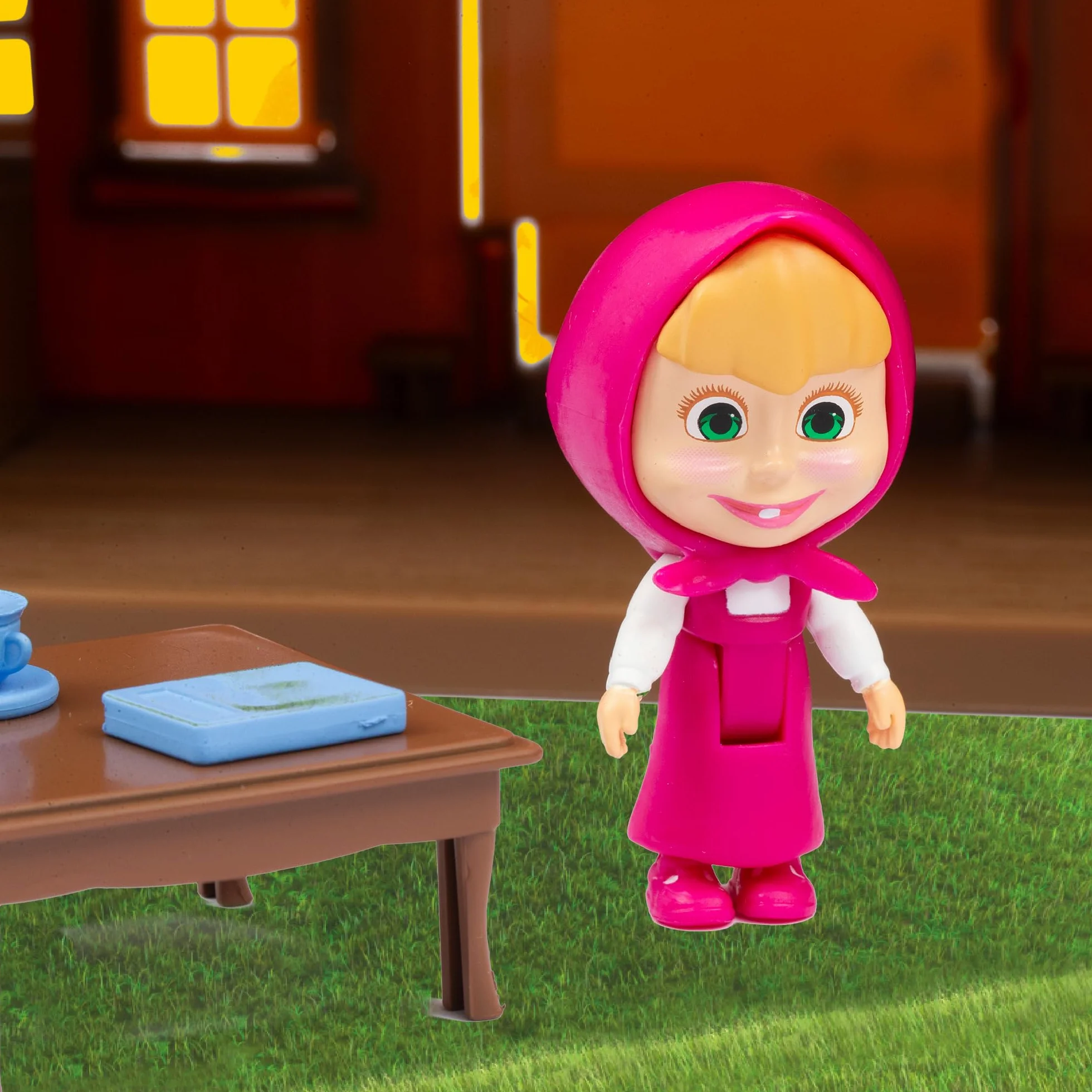 Giochi Preziosi Masha E Orso - Casa Di Orso Playset Ricca Di Accessori E Con I Personaggi Articolati Di Masha E Orso Inclusi, Per Bambini A Partire Dai 3 Anni