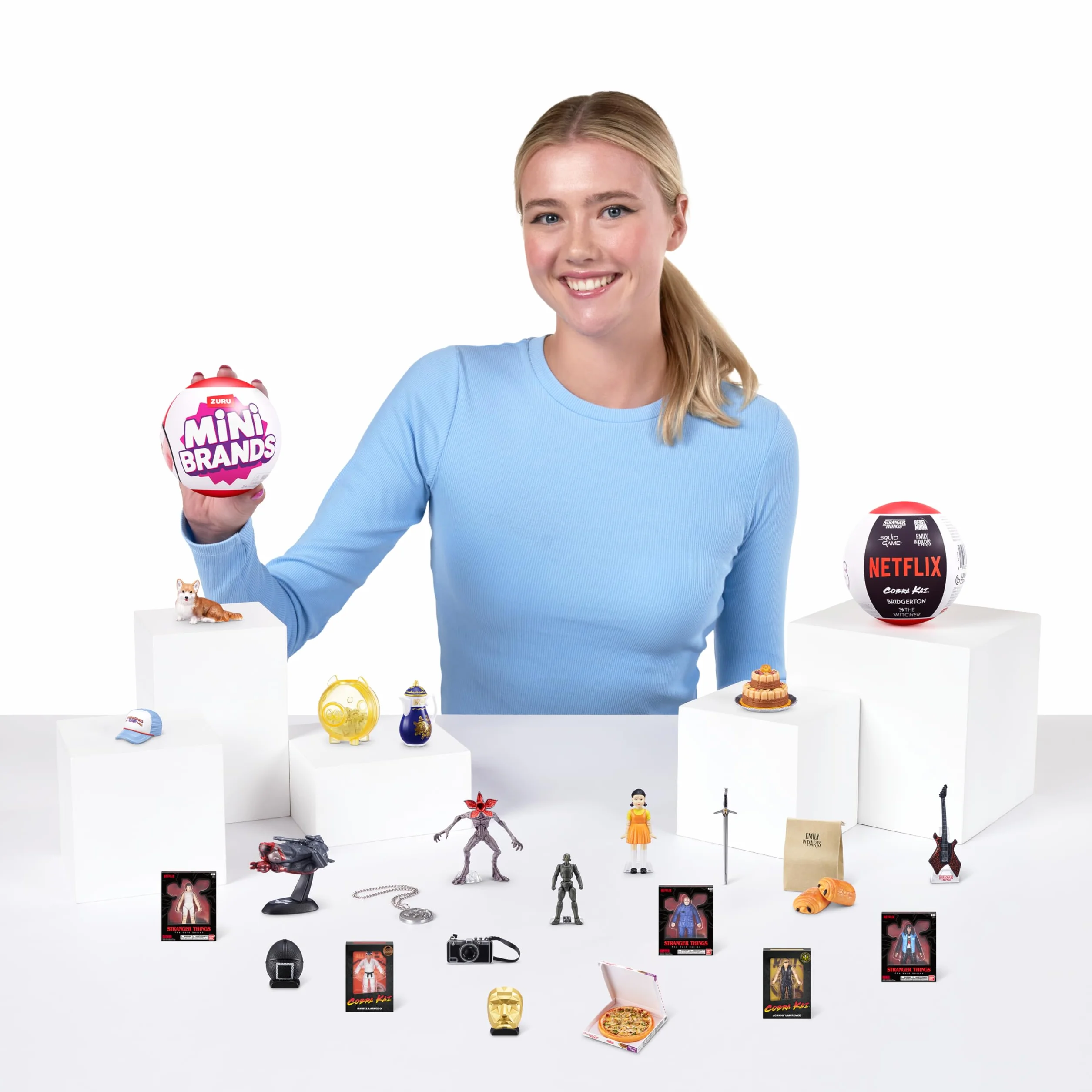 Capsula Mini Brands Netflix di ZURU, Giocattolo a sorpresa con Minis da collezione, Confezione con oggetto misterioso, Minis iconici dei programmi, (2 Capsule)