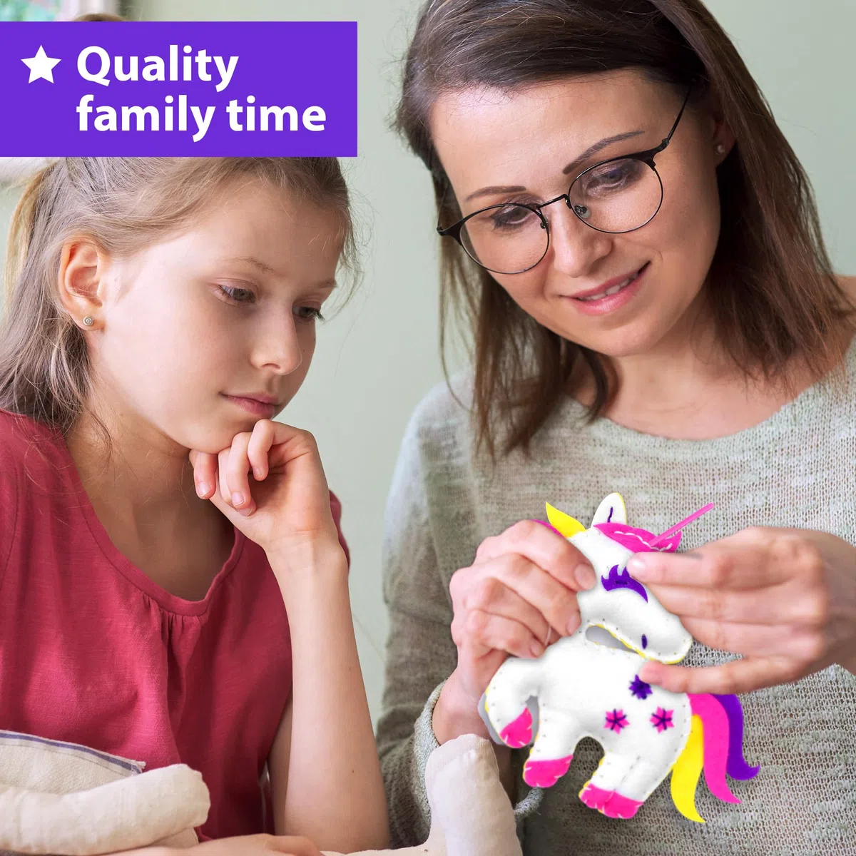 KRAFUN Kit da Cucito Portachiavi per Bambini 7+ Anni, 6 Bambole Peluche (Orsacchiotto, Unicorno, Cucciolo), Feltro, Istruzioni, Giocattolo Educativo