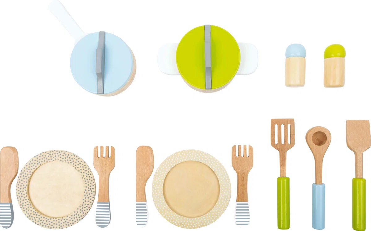 Small Foot- Set stoviglie e pentole Bambini, in Legno, 15 Pezzi, Un complemento Perfetto per Ogni Cucina da Gioco Ideale cucinetta, pz, 11098, Multicolore