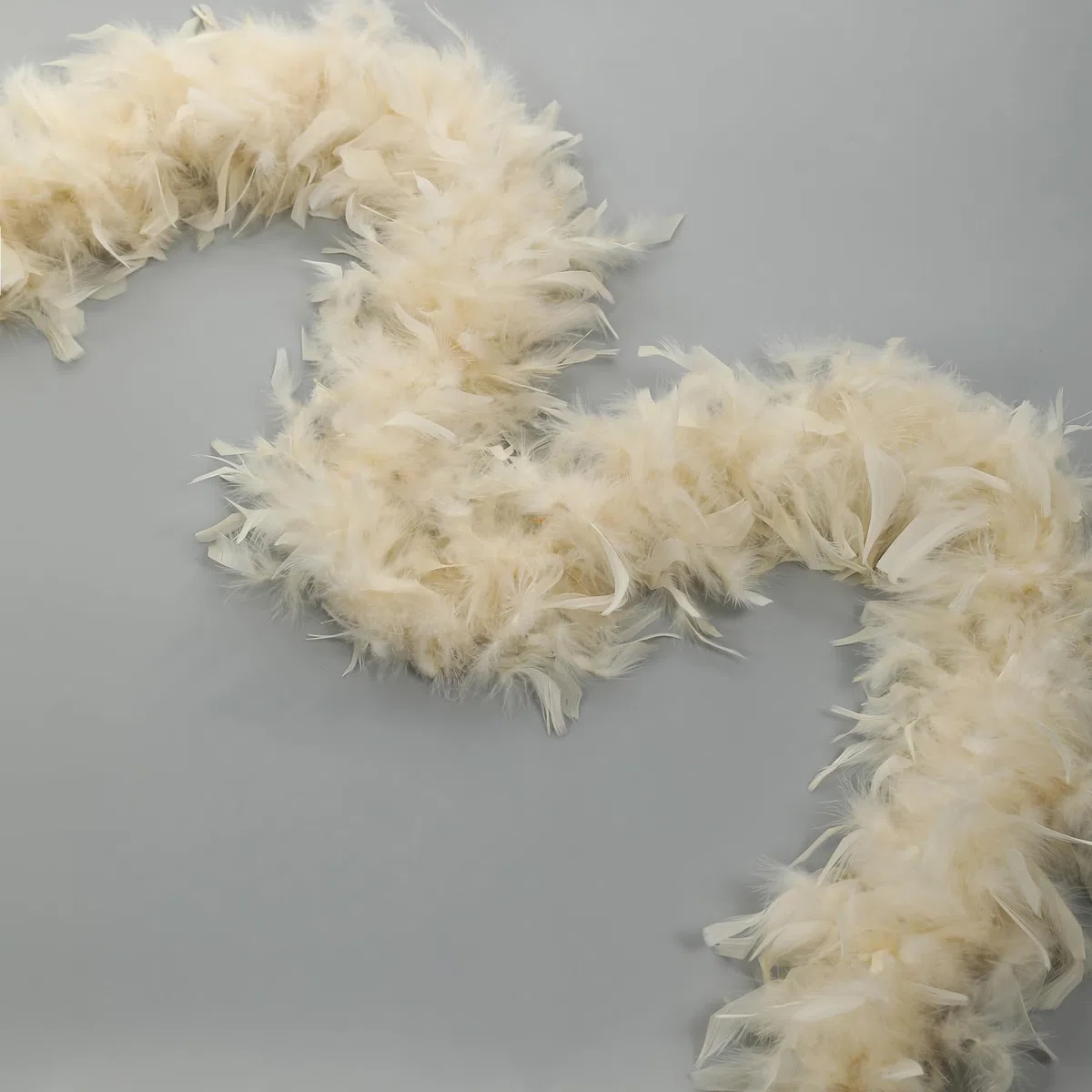 Boa di piume da 60 g, 18,8 m, per feste, Natale, matrimoni, centrotavola, costumi, concerti, animali domestici e decorazione della casa