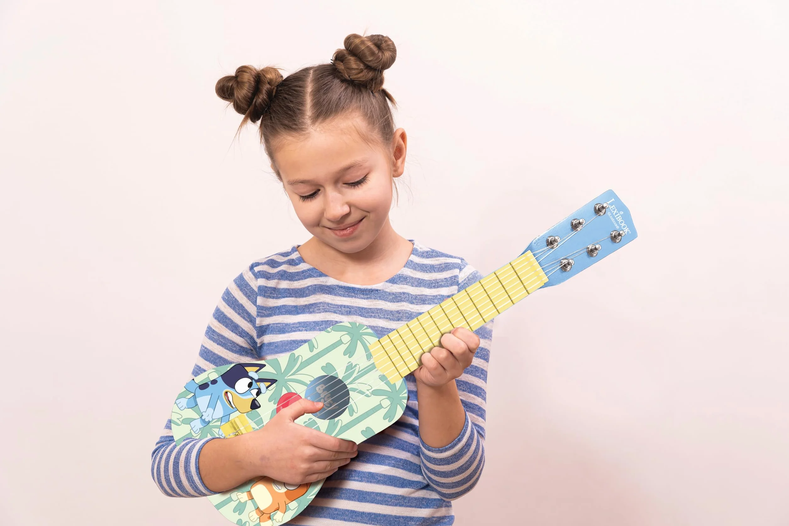 Lexibook, Bluey, La mia Prima Chitarra per Bambini, 6 Corde in Nylon, 53 cm, Guida Inclusa, Blu, K200BYLXB