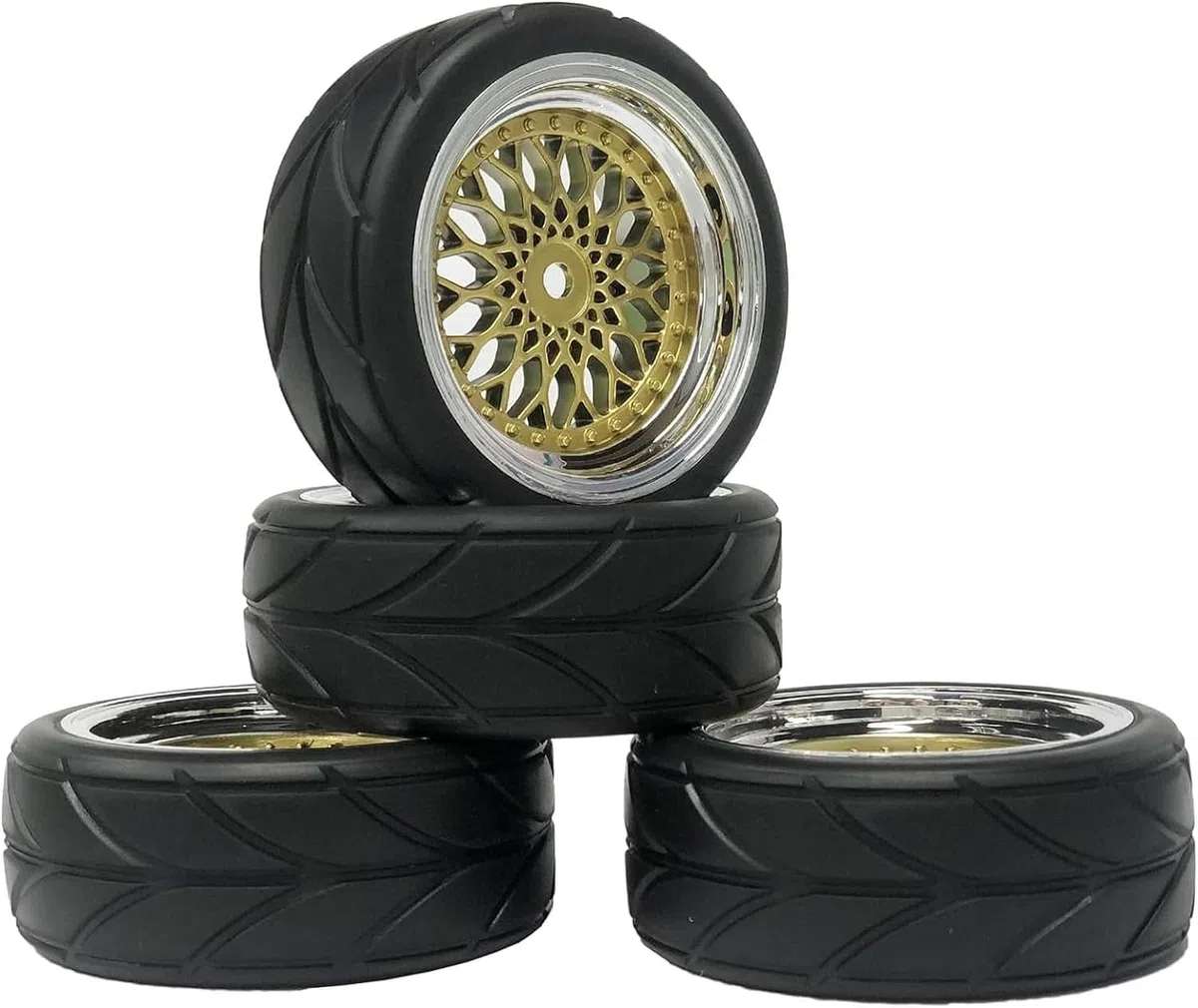 Set di pneumatici e ruote per auto RC, KINGCOO 4 pezzi pneumatici in gomma da 64mm con ruote rivestite in plastica esagonali da 12mm per 1/10 RC On-Road Run-Flating Touring Racing Auto (Oro Argento)