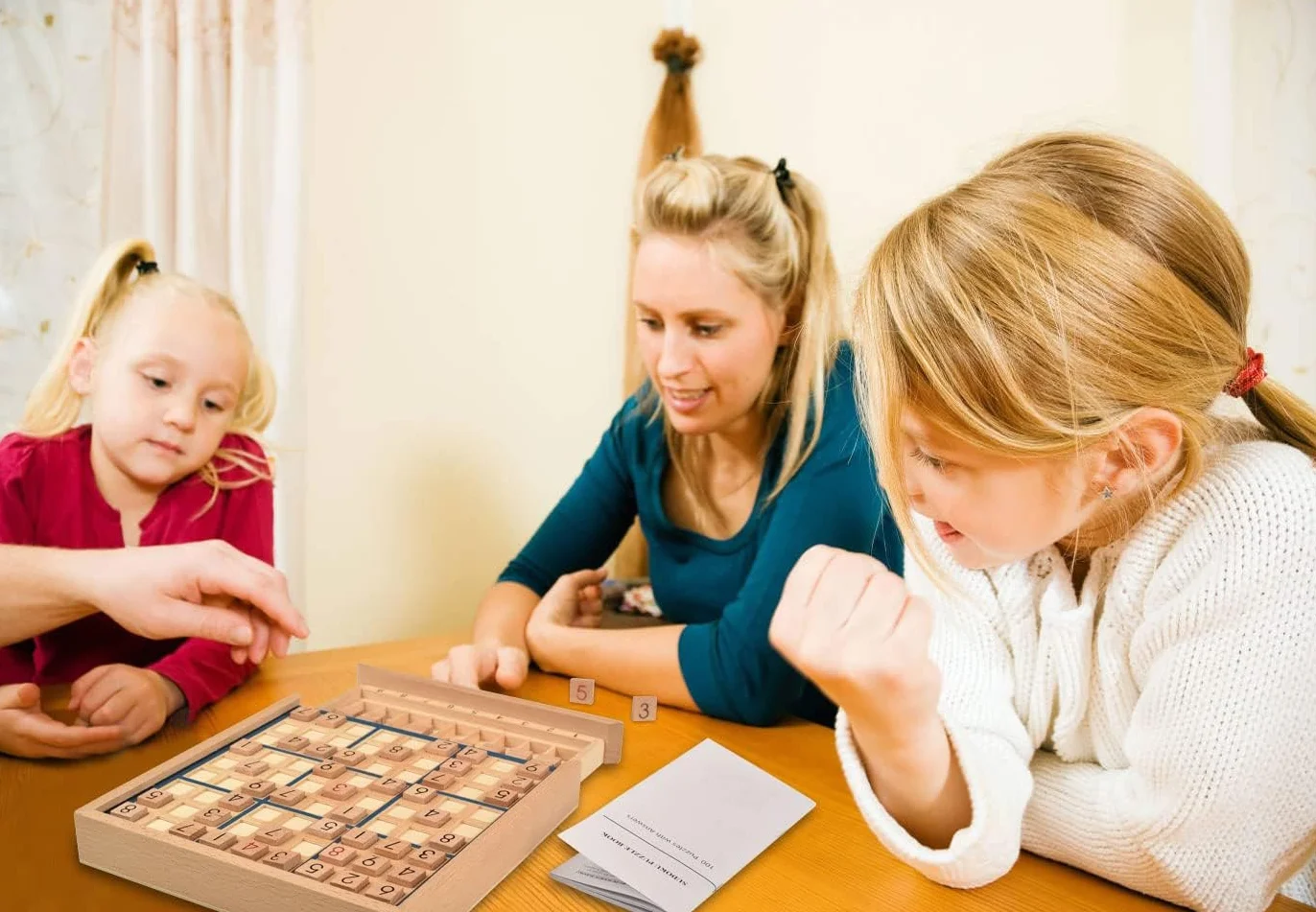 BOHS Gioco da Tavolo Sudoku in Legno con Cassetto per Adulti 100 Puzzle