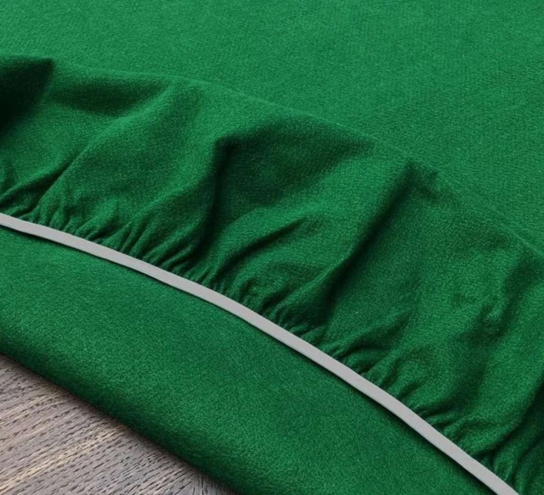 Generico Copritavolo da Gioco Verde, con Elastico, per Tavoli da 4 a 12 Posti, Rettangolare 180 x 140 cm, Poliestere, Panno Verde Per Tavolo, Poker - Burraco - Texas Holde'm