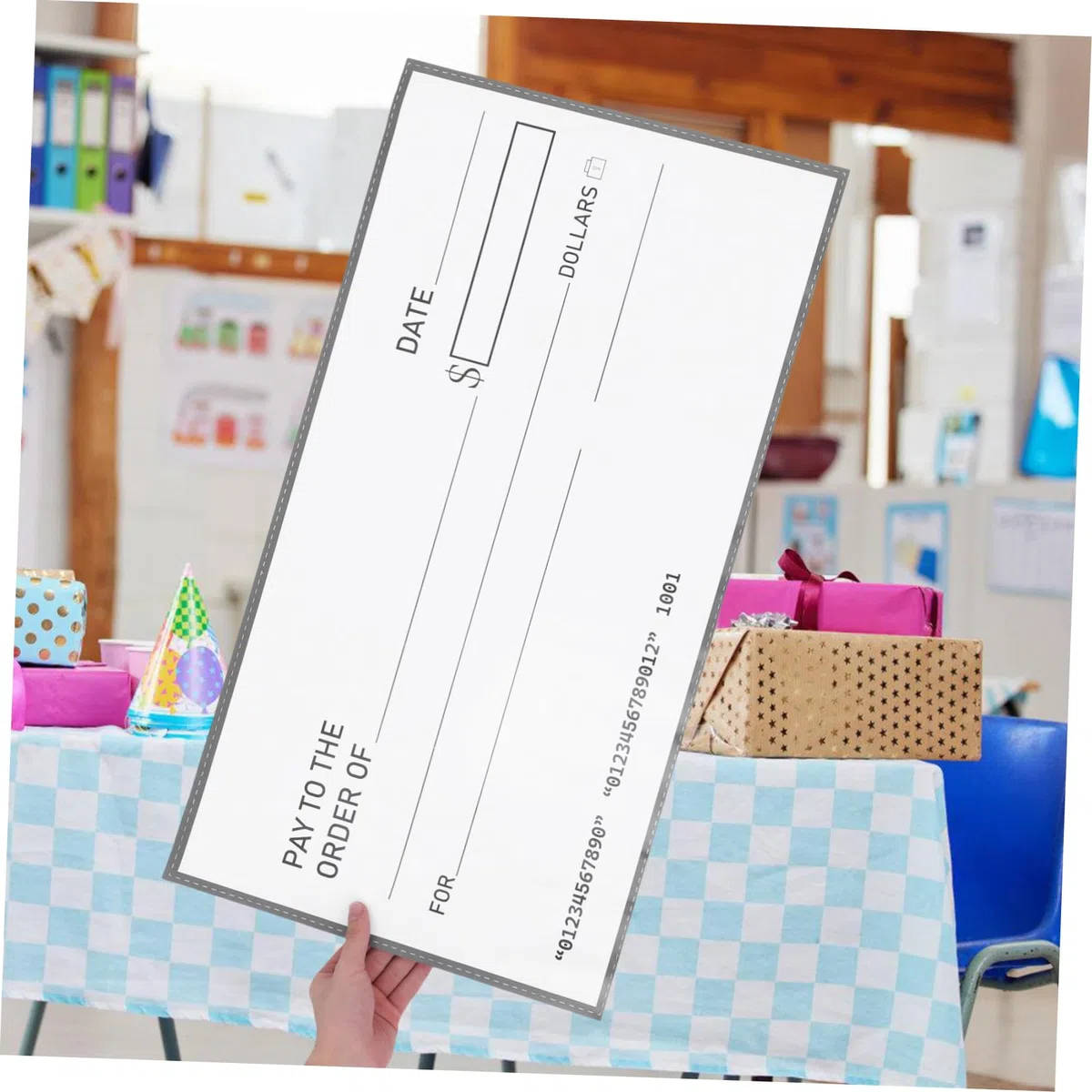 NUOBESTY Assegno Gigante Falso Riutilizzabile per Eventi Beneficenza Donazioni Presentazioni Assegno Jumbo Divertente Impermeabile Scrivibile E Cancellabile