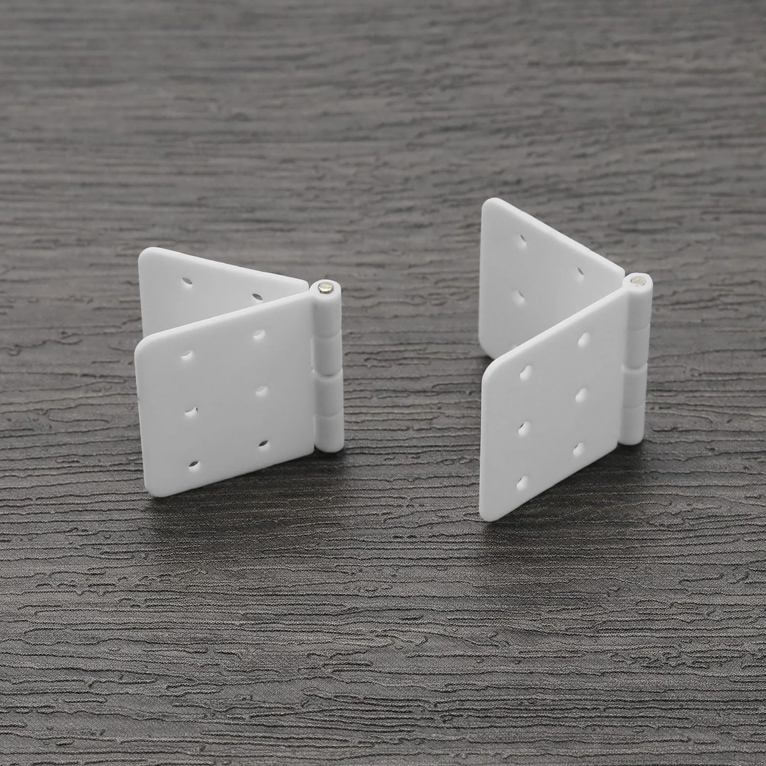 30PCS RC Airplane Cerniere 36x20mm rettangolari pieghevoli in plastica appuntate cerniere per fai da te RC aeroplano parti di ricambio bianco