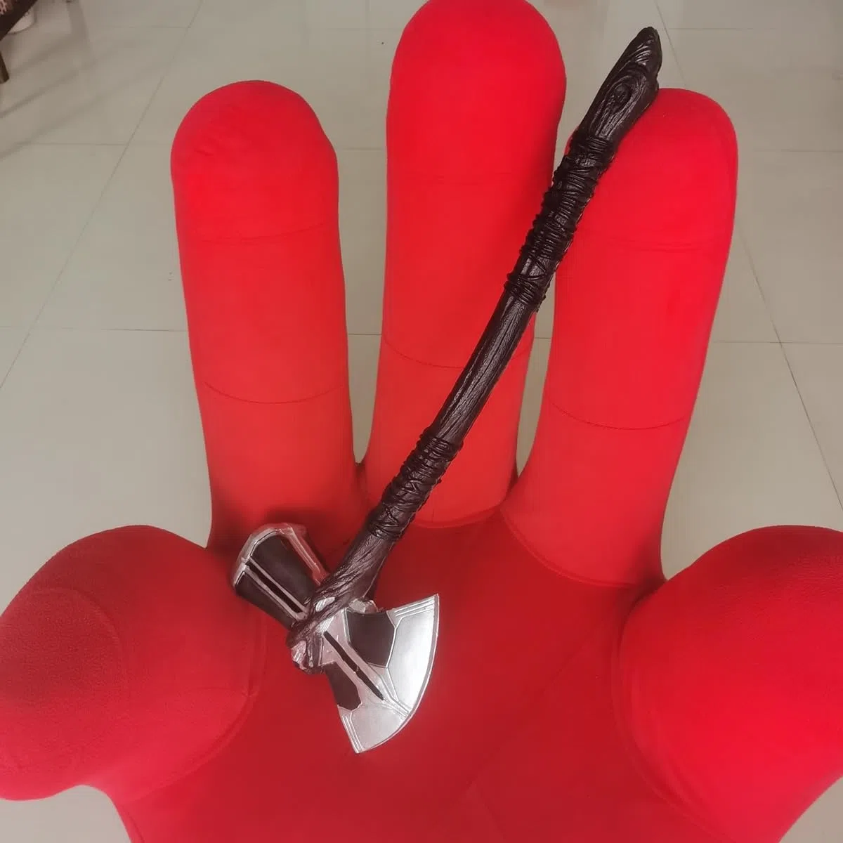 Thor's Stormbreaker Ascia Battleax PU Schiuma 28" Replica Cosplay Puntelli Regali