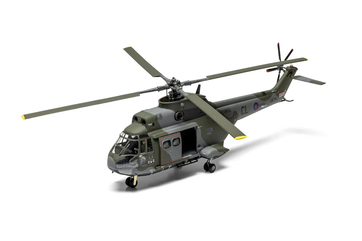 Airfix A03021V Westland Puma HC.1
