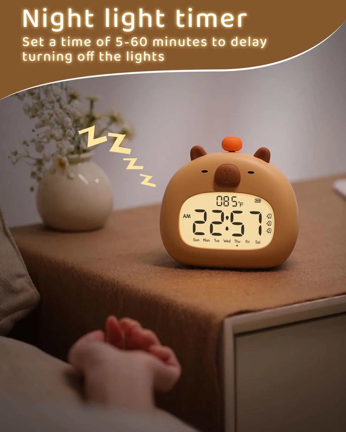IHALO Capibara Sveglia Bambini, Comodino con Luce Notturna, Display Digitale LED 3,15 Pollici, Tre Allarme, Modalità Weekend, Data, Ora, Temperatura, Ricaricabile, Decorazione Cameretta per Bebè