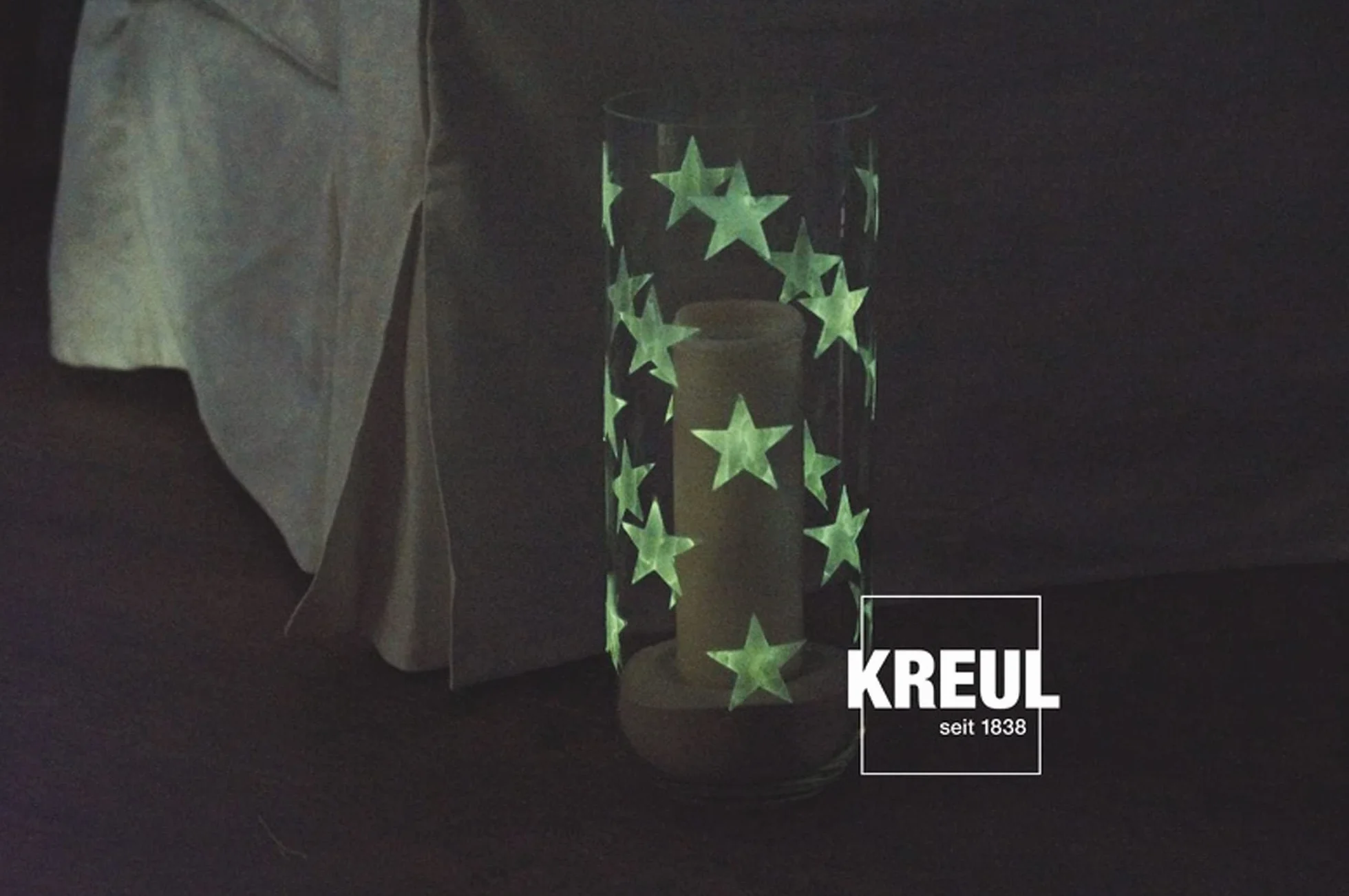 KREUL 74347 - Vernice acrilica fosforescente a base d'acqua 150 ml Per dipingere legno, carta, cartone, polistirolo, pietra, ecc