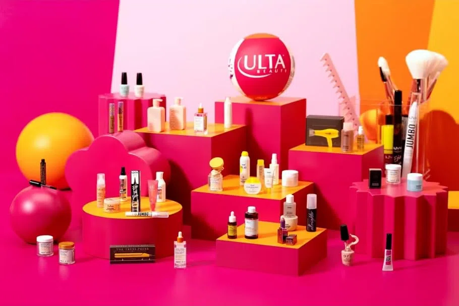 Mini Brands Ulta Beauty Series 1: 5 Miniature Beauty Products Replicas, Mystery Capsule, Unisex, all Ages
