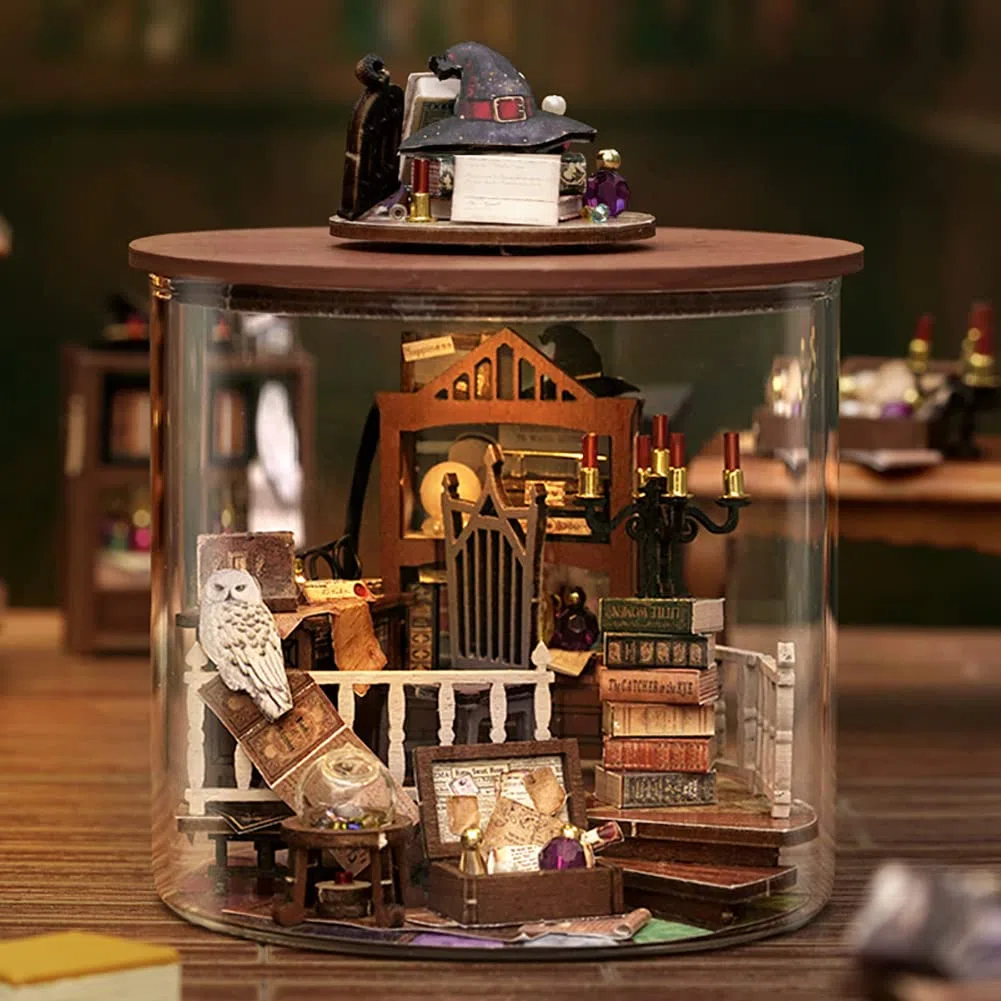 Kit per casa delle bambole in miniatura fai da te, kit per casa delle bambole in legno 3D, casa magica con copertura antipolvere e LED (casa magica)