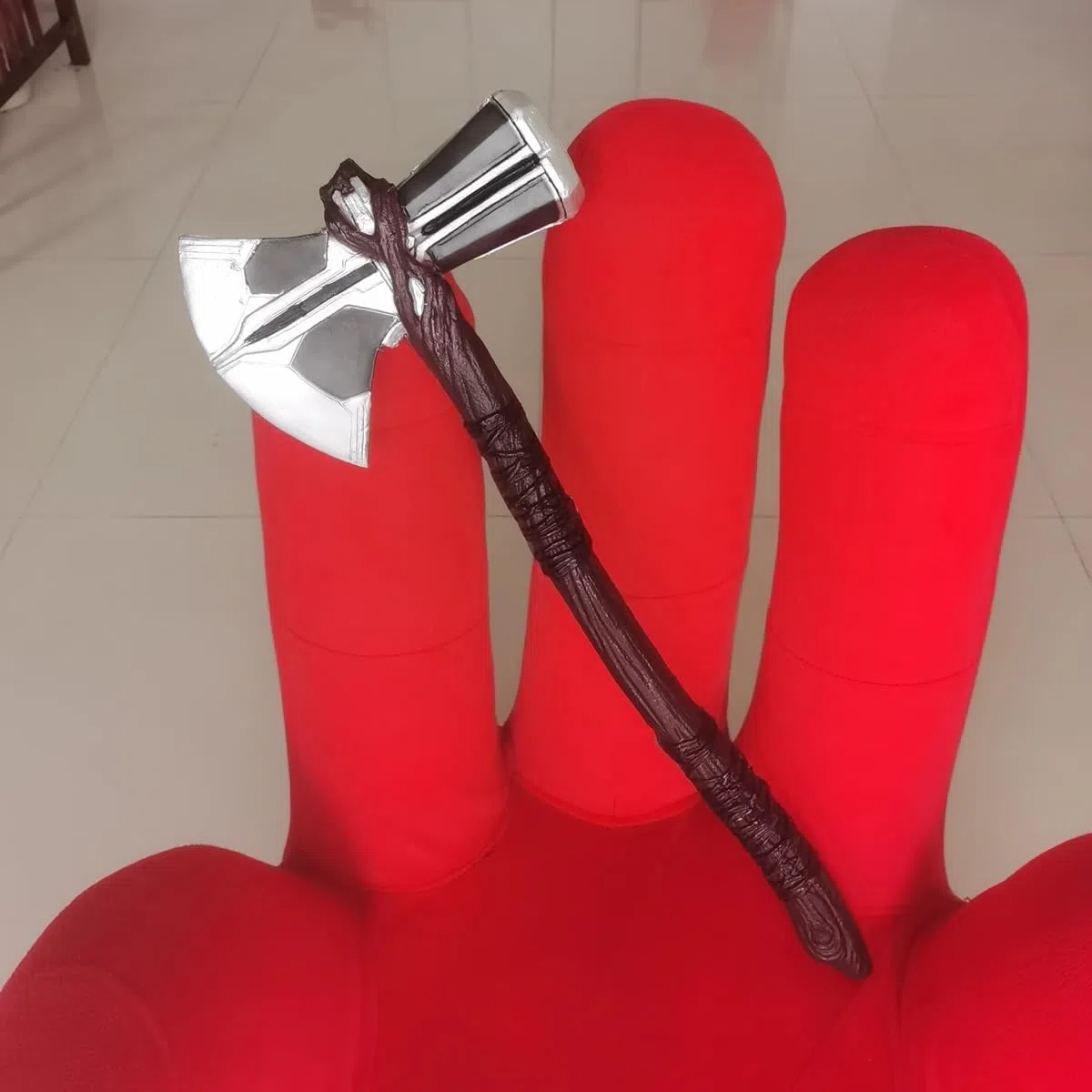 Thor's Stormbreaker Ascia Battleax PU Schiuma 28" Replica Cosplay Puntelli Regali