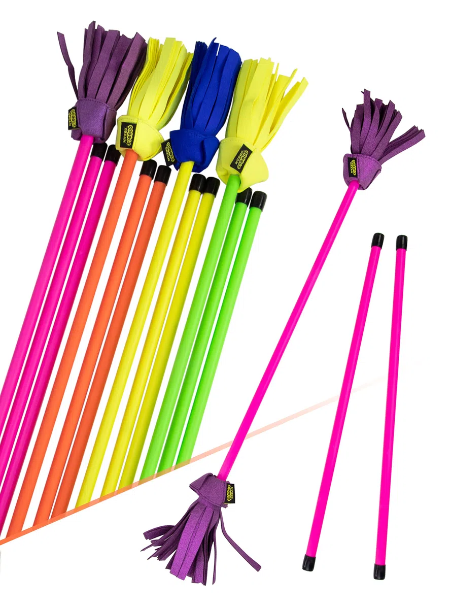 Juggle Dream Neo Flowerstick Set incl. bastoncini da mano. Bastoncino in fibra di vetro, impugnatura in silicone, frange in pelle scamosciata. Jonglier Flower Stick (rosa/viola)