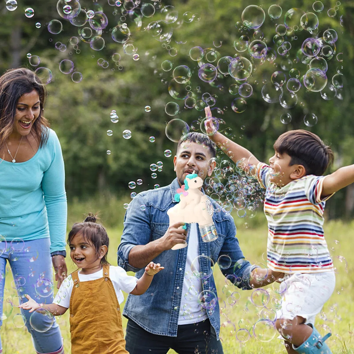 Pistola a Bolle Di Sapone Di Unicorno per Bambini - Spara Oltre 10.000 Bolle Al Minuto - Con Soluzione Da 90 Ml per Regali Di Compleanno e Feste