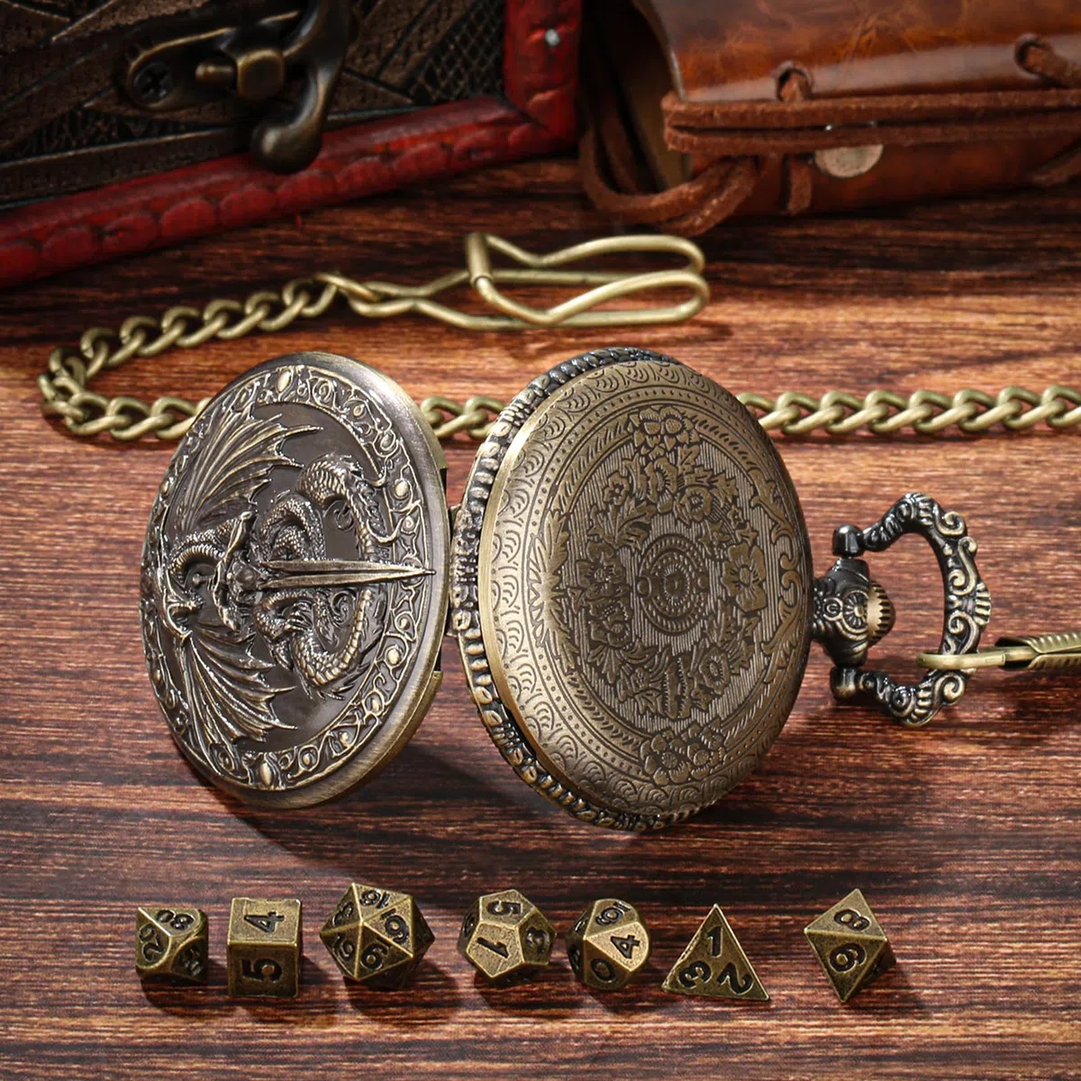 Mini Set di Dadi DND, Drago Volante Che Tiene La Spada Custodia per Orologio da Tasca, 7 pezzi in Metallo Poliedrico Set di Dadi D&D, Regali di D&D con Sacchetto Regalo, Accessori per Giochi di Ruolo