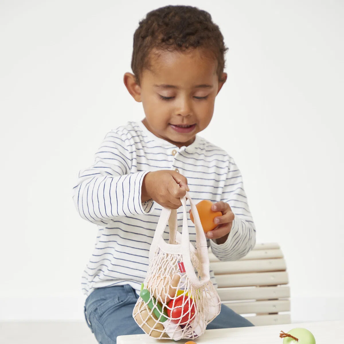 Janod Filet de 12 Fruits et Légumes, Sacca in Stoffa, Panier d'imitazione, Complemento Ottime per la Cucina Infantile e da Tavolo, A Partire da 3 Anni, J06639