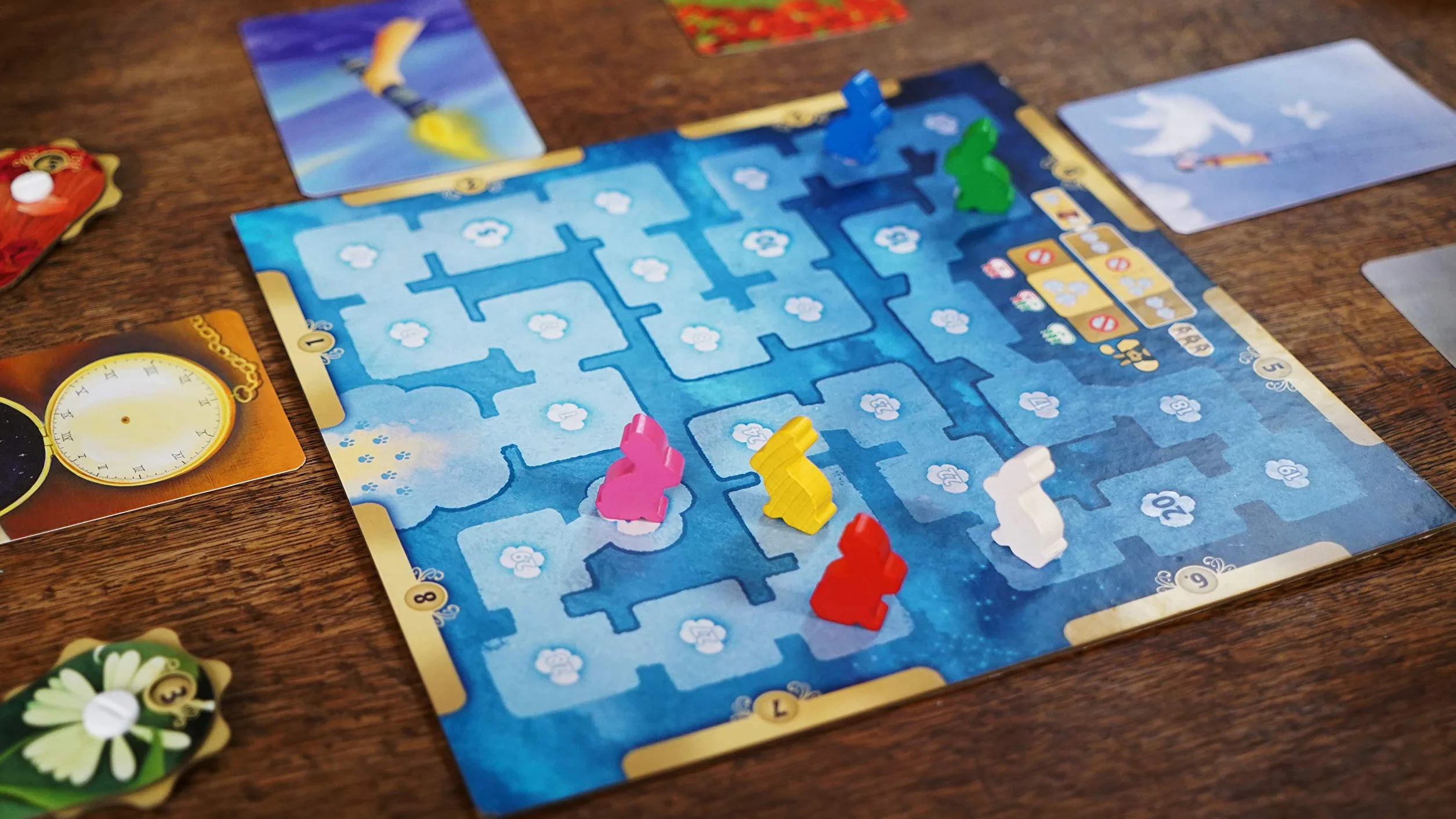 Asmodee Dixit Gioco da Tavolo Immaginazione Fantasia 3-8 Giocatori 8+ Anni Edizione Italiano
