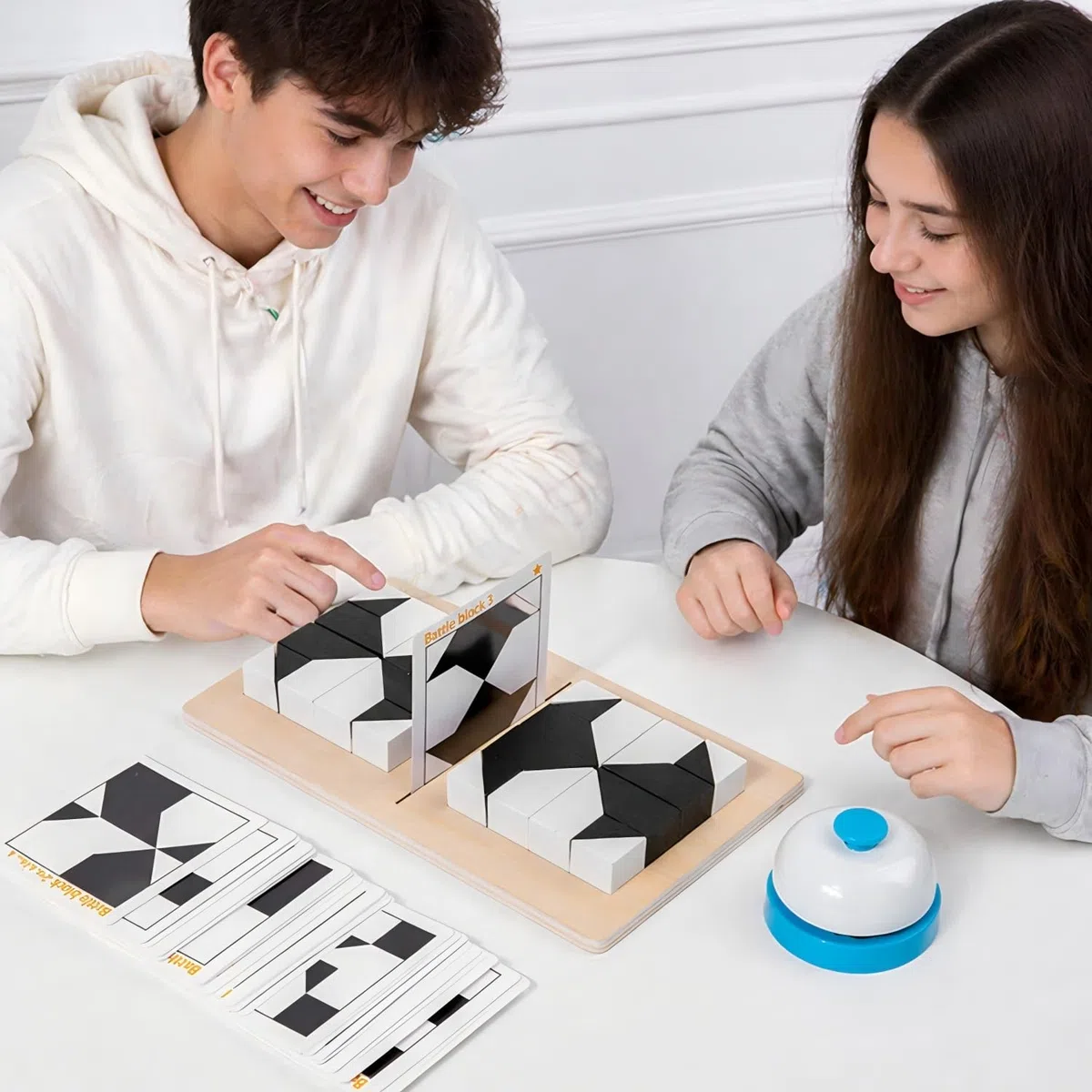 Brain Puzzle Gioco, Puzzle nascosto in legno con 40 Sfide e Snatch Bell, IQ Puzzles Game, Legno Brain Teasers Gioco Puzzle