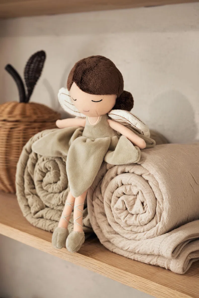 Jollein 037-001-67073 - Bambola di peluche, motivo: Fata Livia, 32 cm