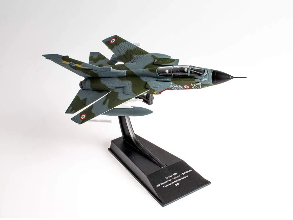 OPO 10 - Aereo da Caccia Militare 1/100 Tornado IDS Militare Italiana 1990 - CP03
