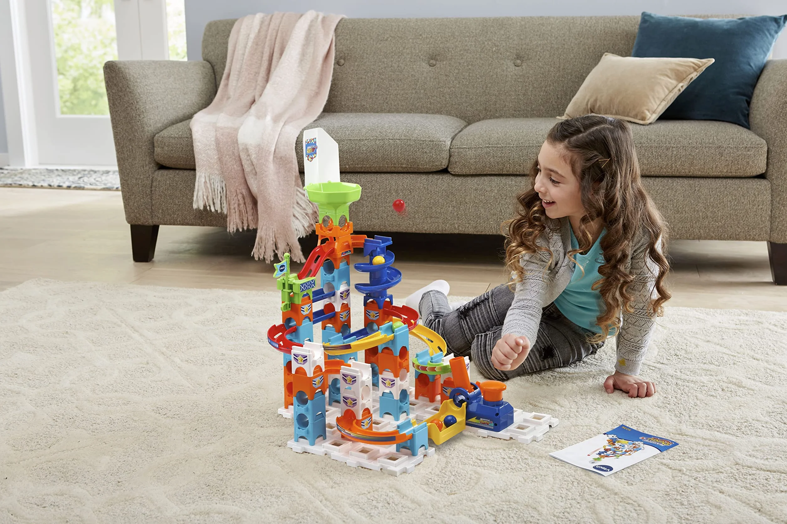 VTech Marble Rush - Adventure Set, Pista per Biglie con 62 Pezzi, 5 MarbleBiglie Incluse, Lanciatore e Area di Lancio, Molti Passaggi Segreti e Bivi, Tante Combinazioni, Batterie Incluse, 4+ Anni