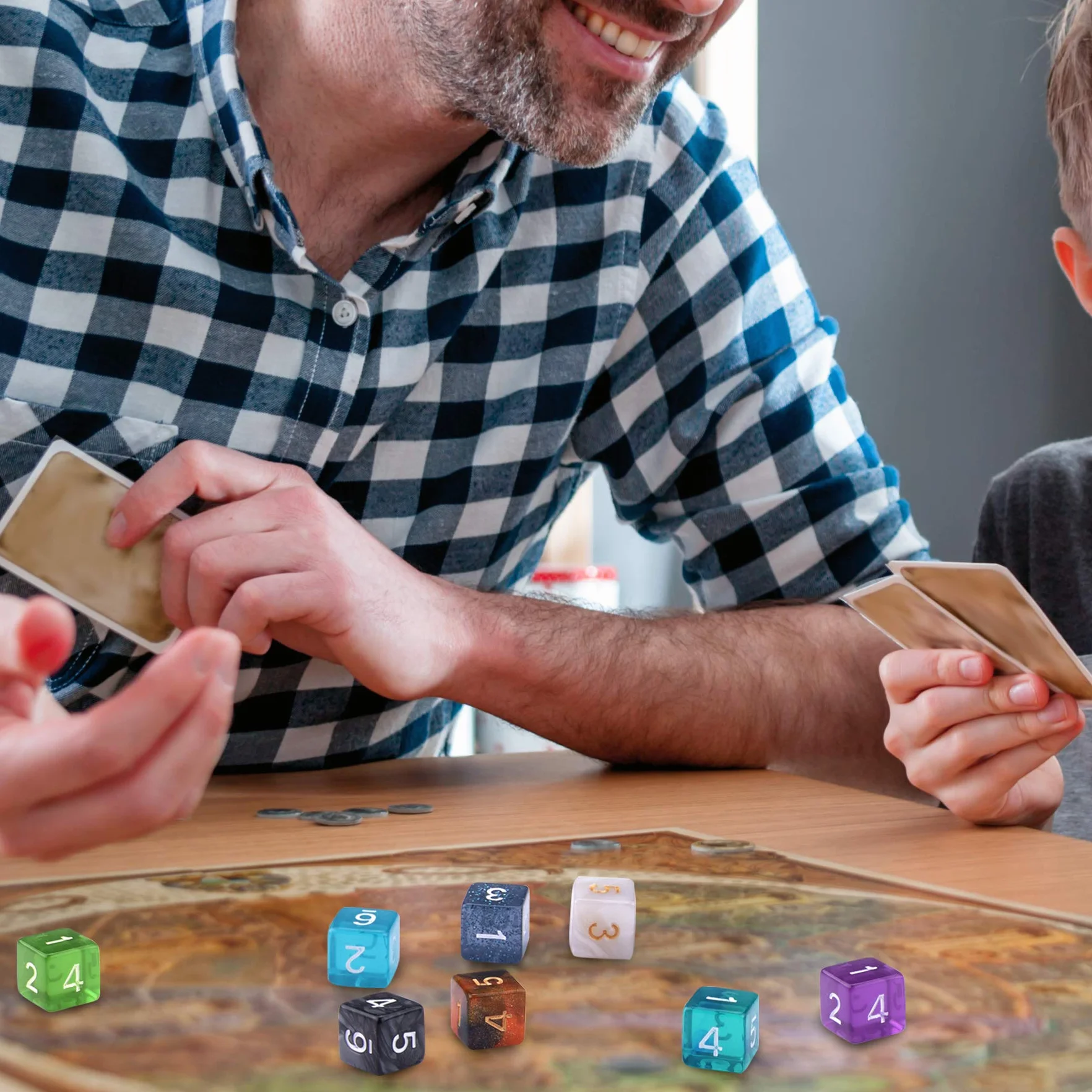 SIQUK 35 Pezzi Dadi Poliedrici 6 Facce Dadi da Gioco Colorati Dadi per DND Rpg Gioco e Matematica con Borse di Velluto