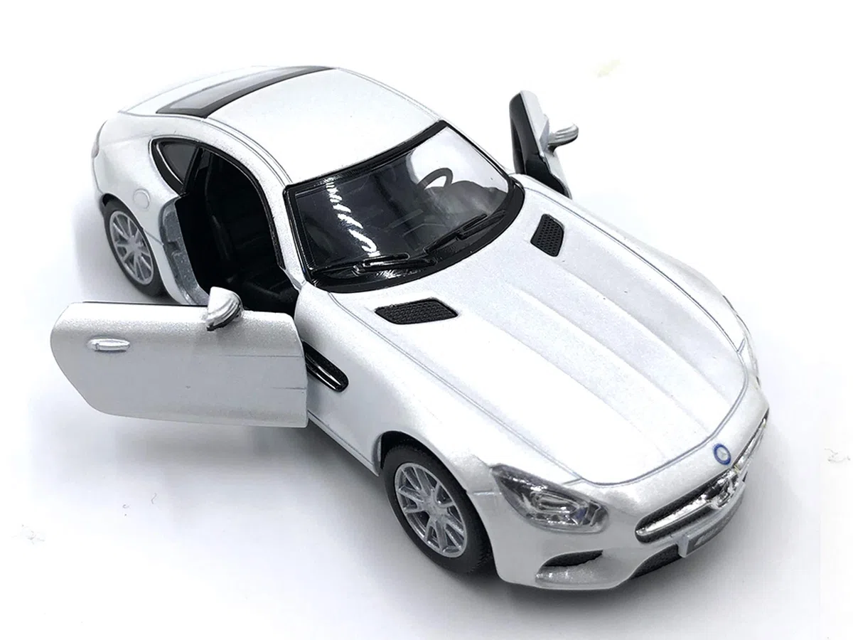 modellismo auto in scala 1:36 (AMG white)