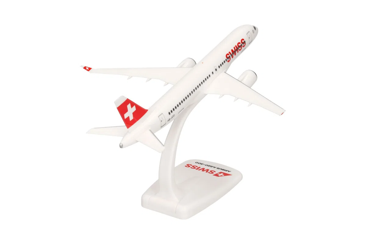 herpa modello di aereo Swiss International Air Lines Airbus A220-300 – HB-JCQ, in scala 1:200 - Snap-Fit, pezzo da collezione, miniatura deco, statuetta con supporto in plastica