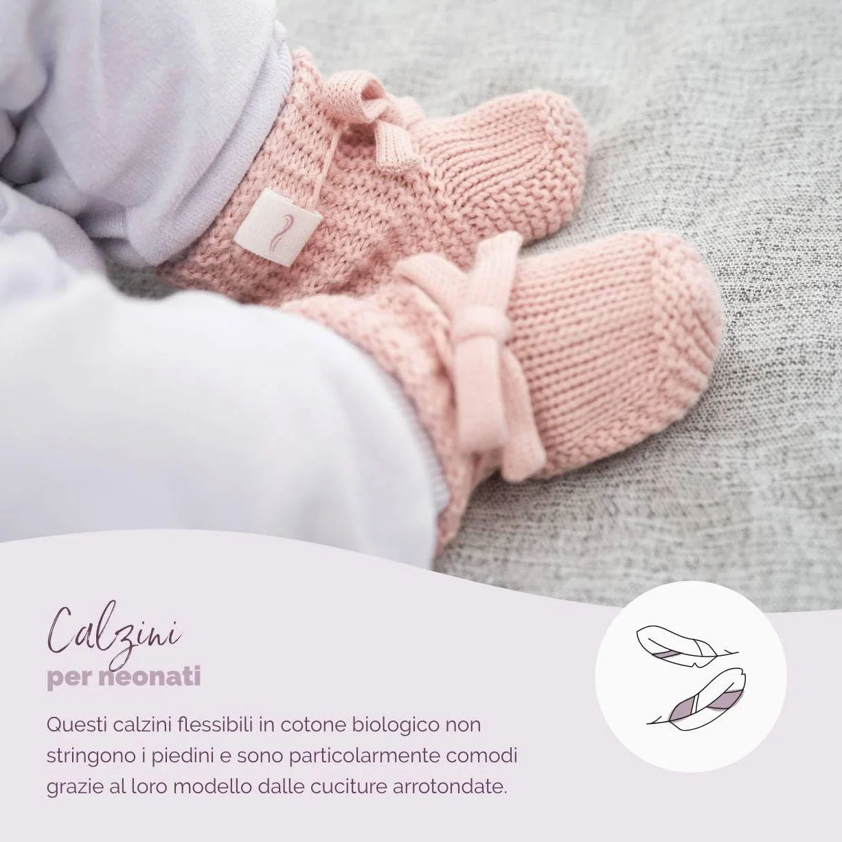 Livella Doudou Coniglietto con calzini - Puro cotone biologico - Copertina premium, copertina coccole, coperta a maglia - Morbidissima e traspirante - OEKOTEX® STANDARD 100 e certificata GOTS