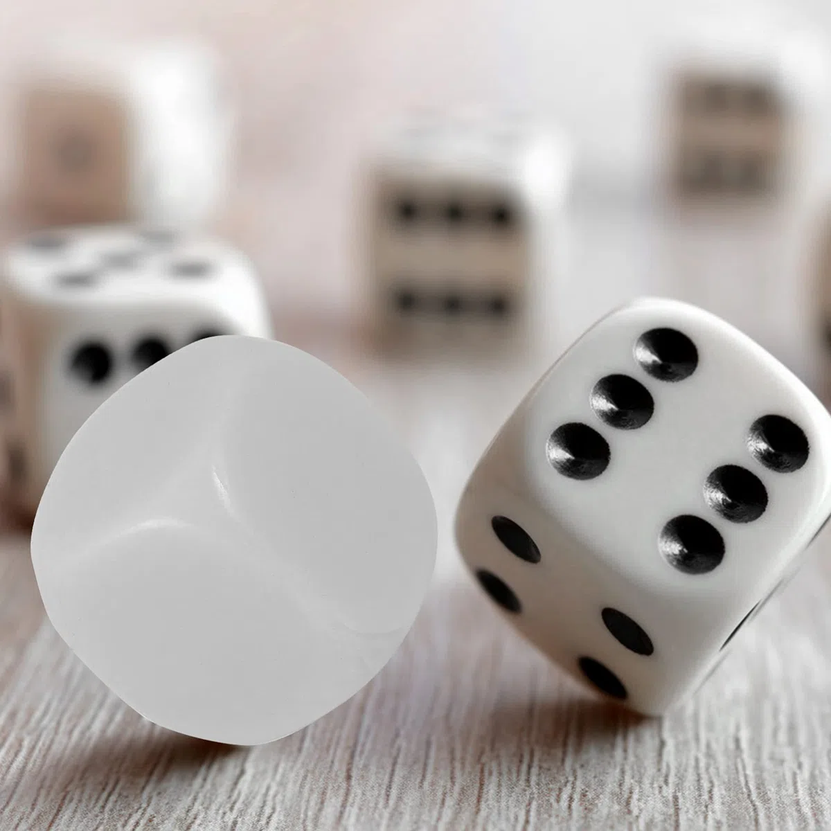 50pezzi Dadi Vuoti per Giochi da Tavolo Dadi in Acrilico per Stampa Serigrafica Mano Portatili per Giochi di Ruolo da Tavolo