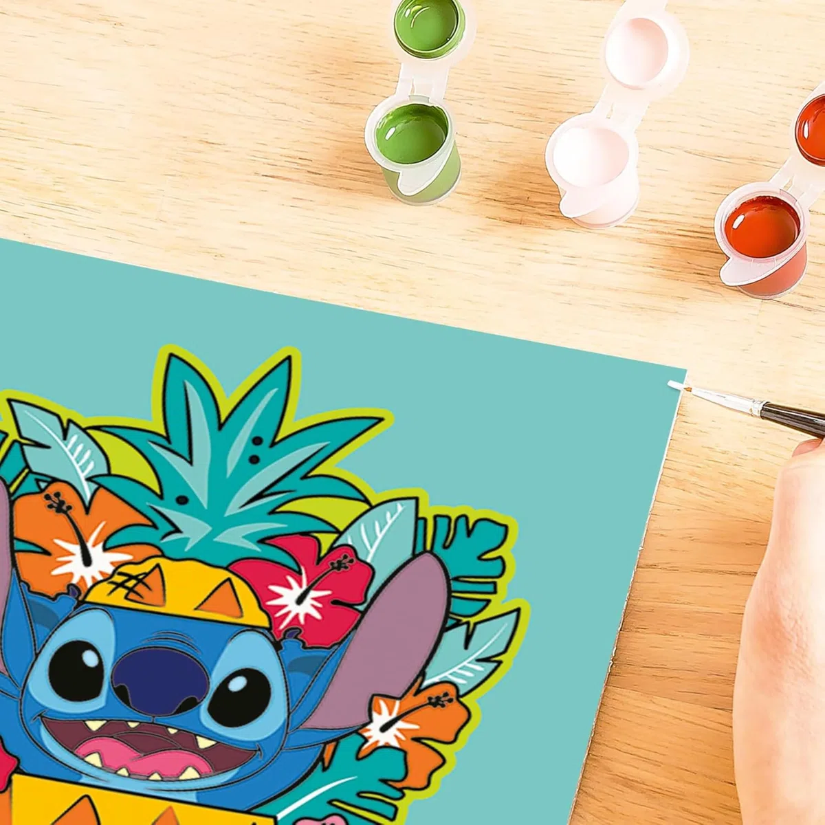 Ravensburger CreArt: Stitch – Dipingere con i Numeri Adulti, Attività Creativa e Rilassante, Kit Pittura con Pennello e Colori Inclusi, 24 x 30 cm, Idee Regalo