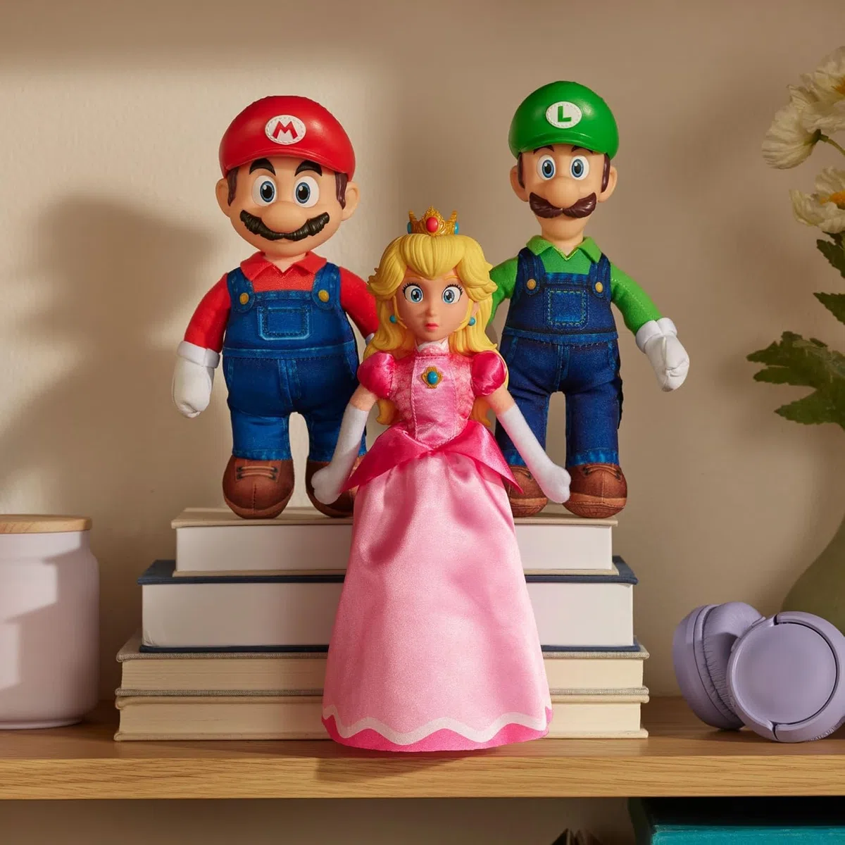Peluche gigante di Principessa Peach del film Super Mario Galaxy (23 cm), con licenza ufficiale Jakks Pacific, peluche deluxe con testa scolpita, peluche da collezione Nintendo