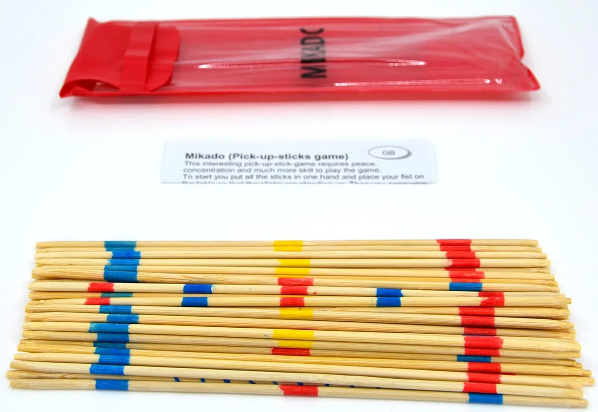 Storm&Lighthouse 41 Pezzi Mikado Gioco Raccogli Bastoni Gioco con Borsa da Viaggio Giochi da Tavolo retrò Classico Bastoncini di Legno Giochi di Società per Bambini e Adulti