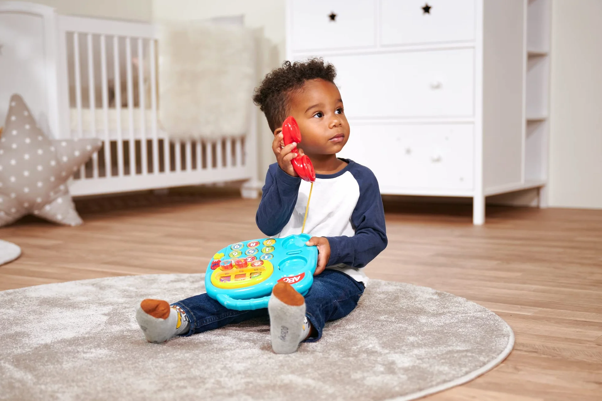 Simba ABC 104010016 - Telefono colorato, Giocattolo per Bambini, Display Girevole, Melodia, Telefono da Gioco, Telefono educativo, con Diversi Suoni, 20 cm, capacità motorie, Bambino a Partire dai 6