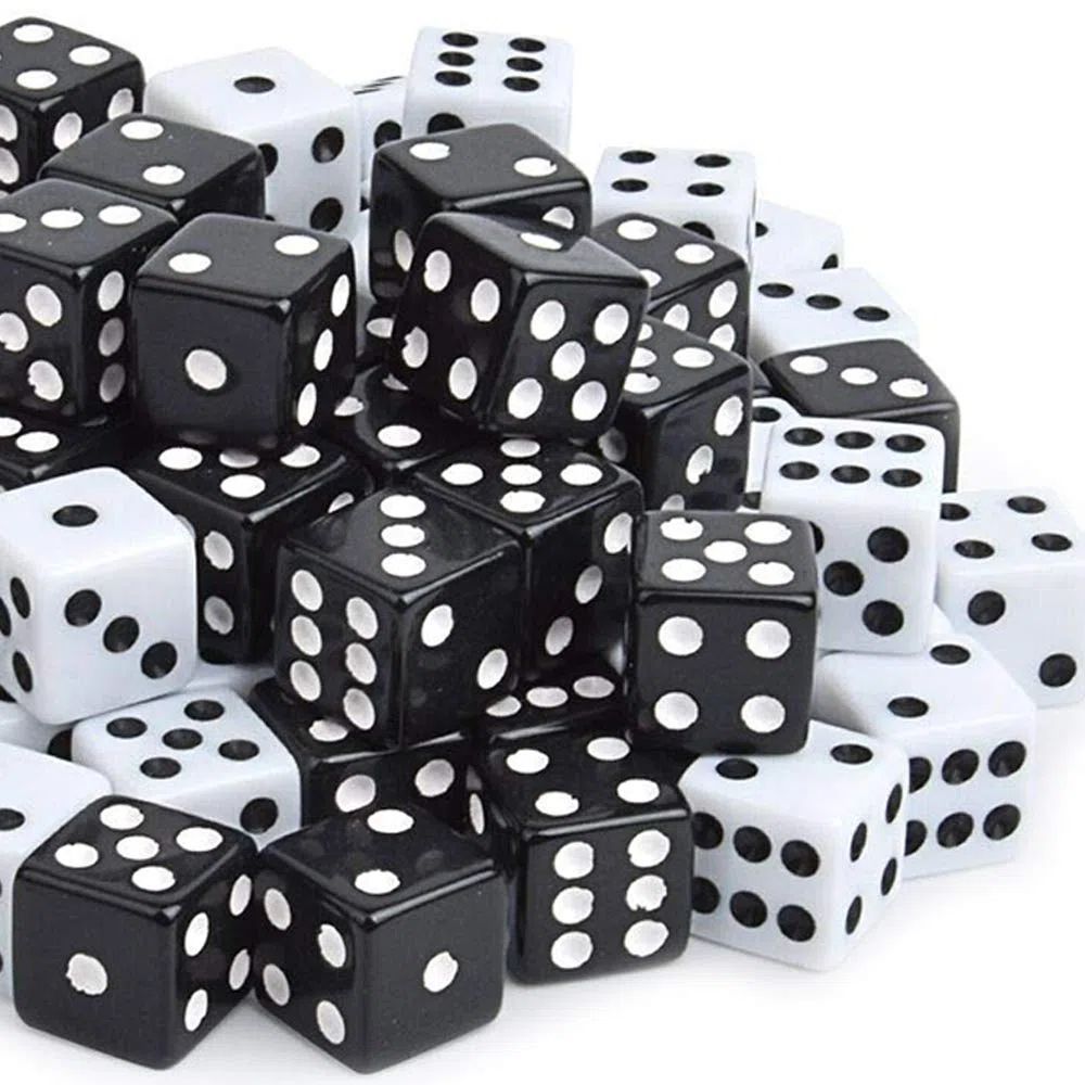 powerking Set di Dadi,100 Pezzi Nero Bulk Game Dices per Gioco di Dadi Tensies, Gioco da Tavolo, Gioco di Matematica, bomboniera, Angolo Rotondo a 6 Lati da 16 mm (Nero)