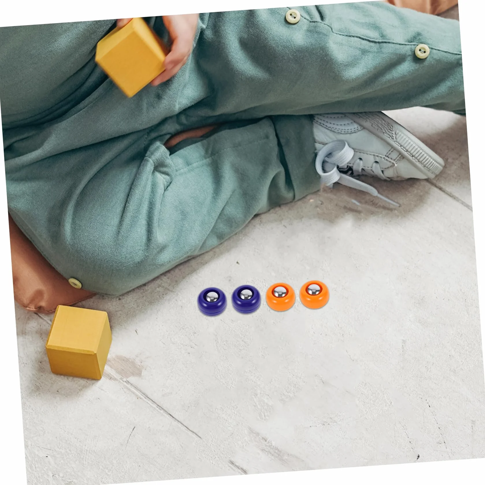 Vaguelly Mini Shuffleboard da Tavolo 20 Pezzi, Accessori in Pp per Gioco di Curling, Set Completo per Interni ed Esterni, Dischi Colorati Blu e Arancione, Attrezzatura Sportiva