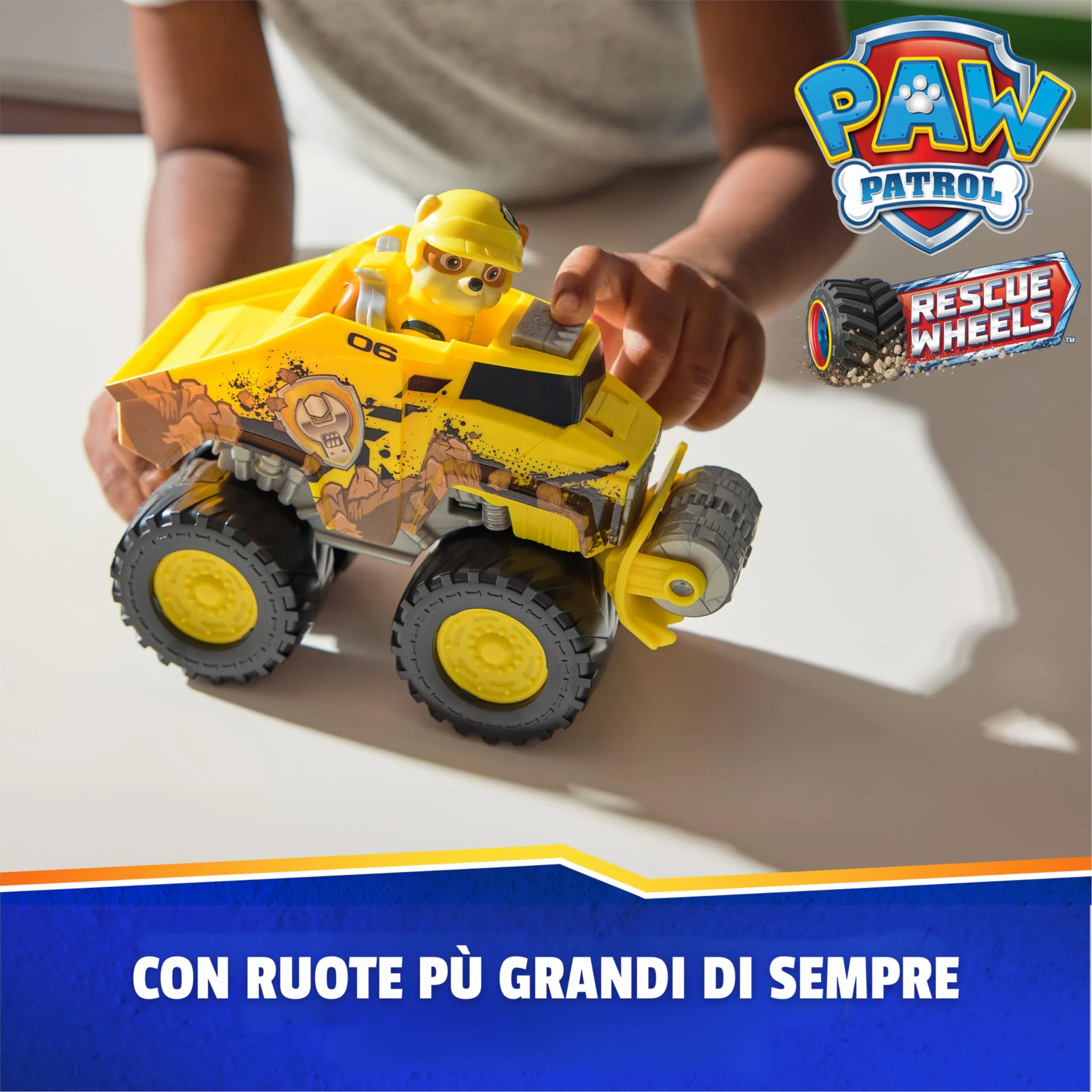 Paw Patrol: Rescue Wheels, Bulldozer di Rubble, Veicolo Giocattolo con Trasformazione e Personaggio Collezionabile, Giocattoli per Bambini e Bambine, 3+ Anni