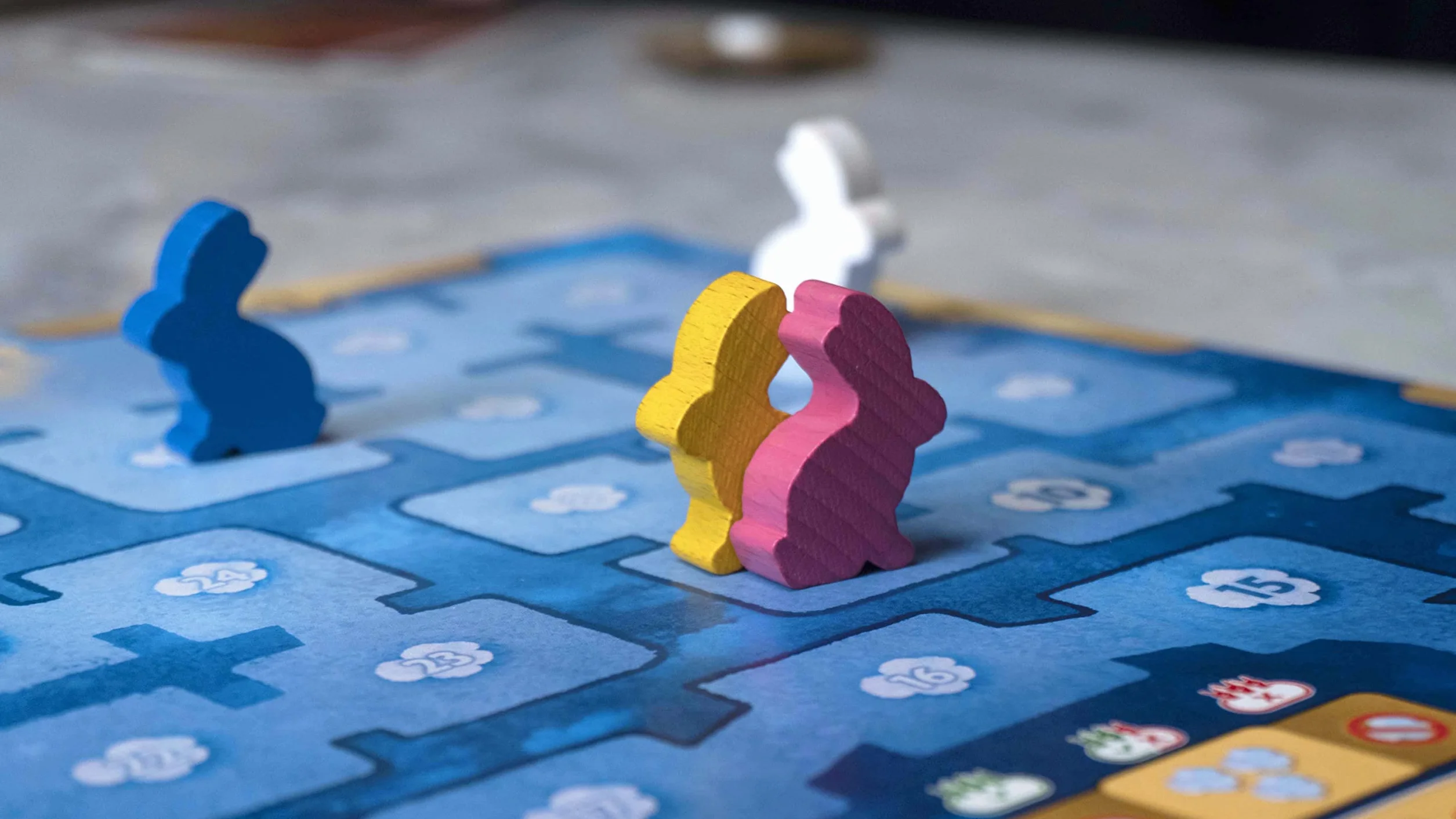 Asmodee Dixit Gioco da Tavolo Immaginazione Fantasia 3-8 Giocatori 8+ Anni Edizione Italiano