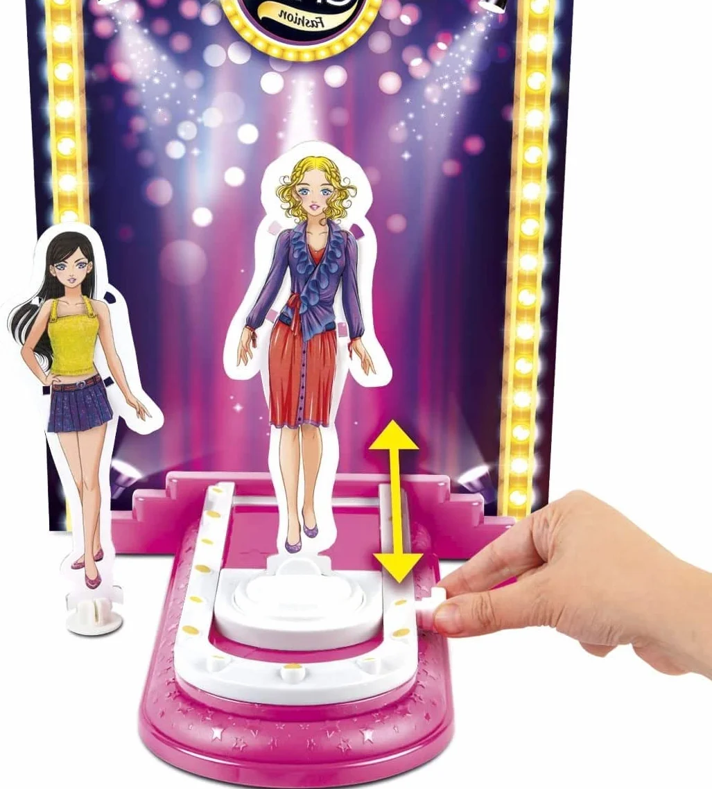 Clementoni Crazy Chic - Fashion Collection, Gioco Creativo per Bambini 7+ Anni, Set Creativo per Creare Outfit e Abiti alla Moda, Kit con Tessuti, Manichino Rotante e Modelli, Made in Italy, 18666
