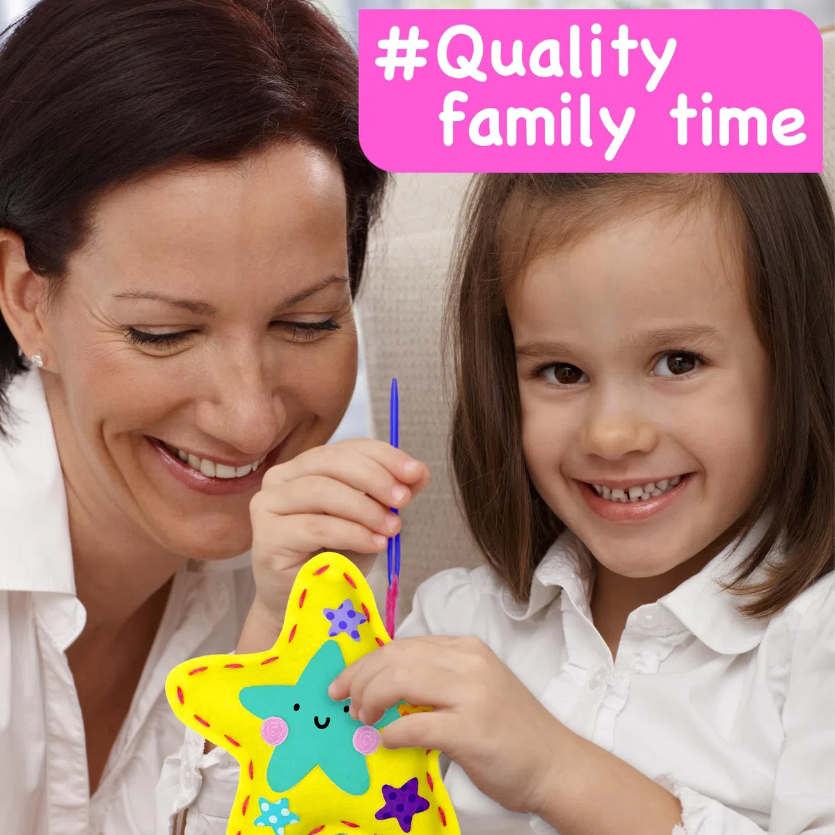 EZCRA Kit di Cucito per Bambini Unicorno - Set di Attività Creative 4 in 1 - Imparare a Cucire Facilmente - Animali di Feltro con Adesivi Decorativi - Per Bambine dai 4 agli 8 Anni